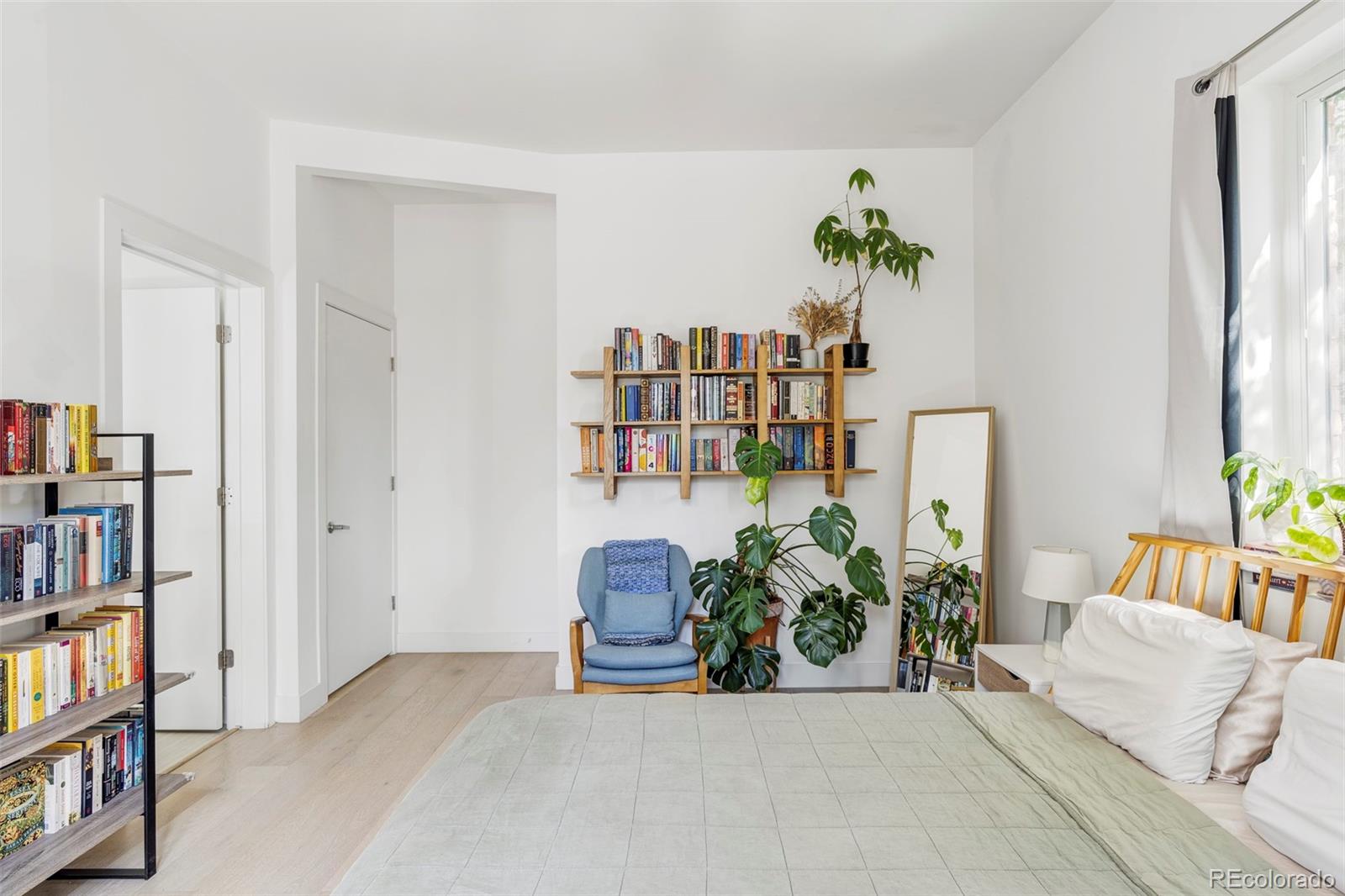 MLS Image #15 for 2525  arapahoe street,denver, Colorado