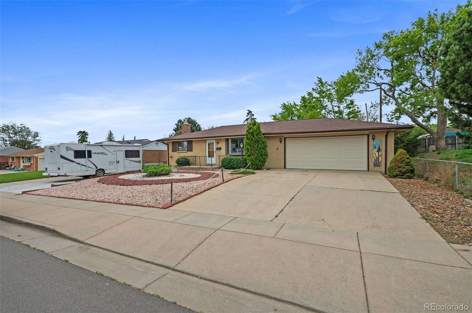 MLS Image #5 for 10  joan drive,denver, Colorado