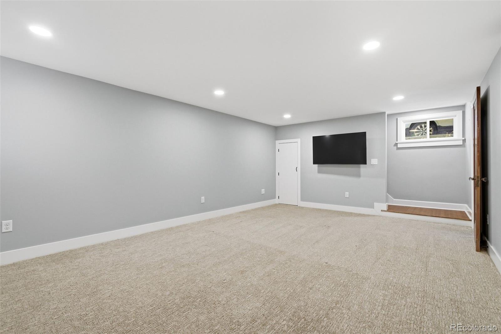 MLS Image #32 for 2820  clermont street,denver, Colorado