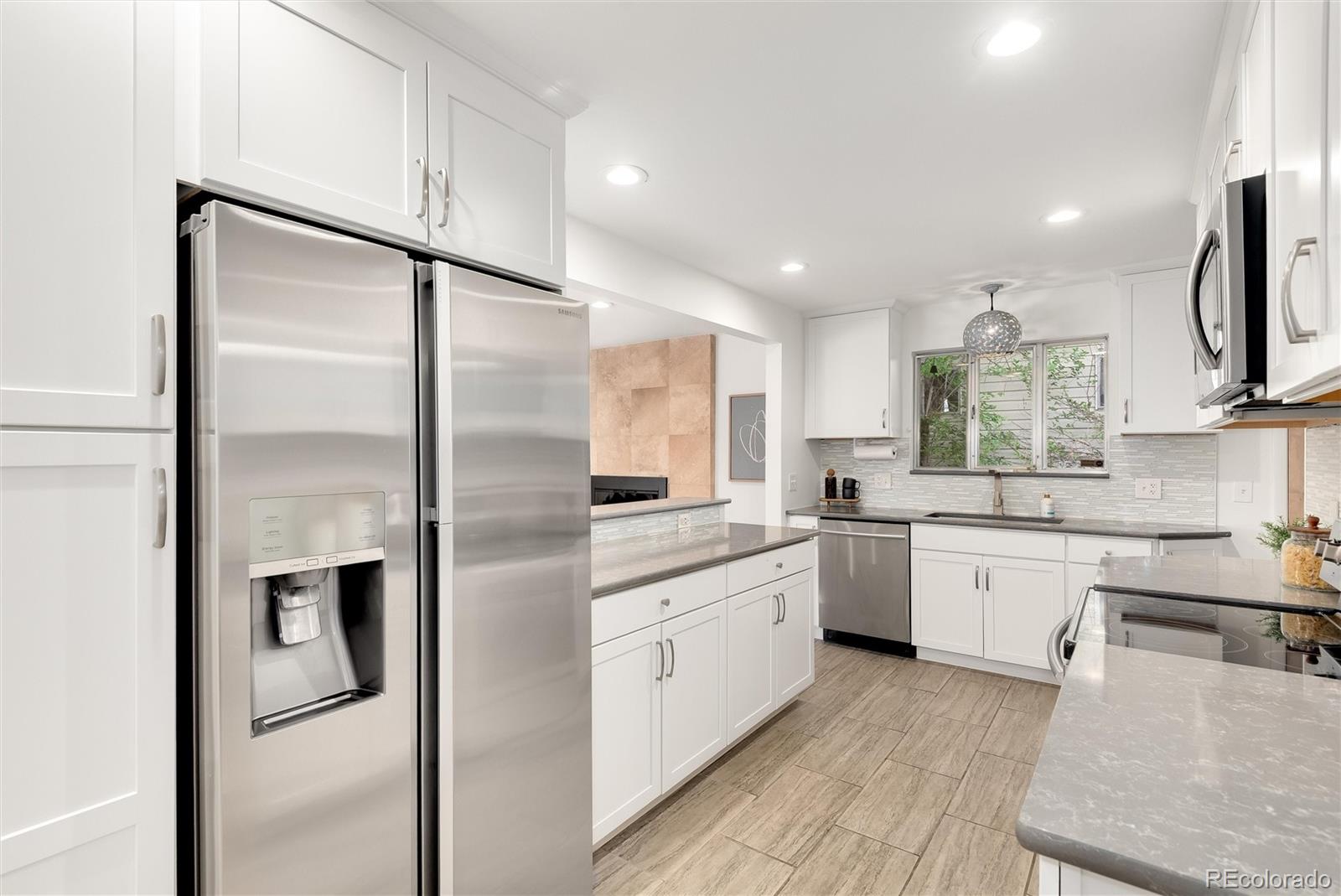 MLS Image #10 for 1522 s cherry street,denver, Colorado