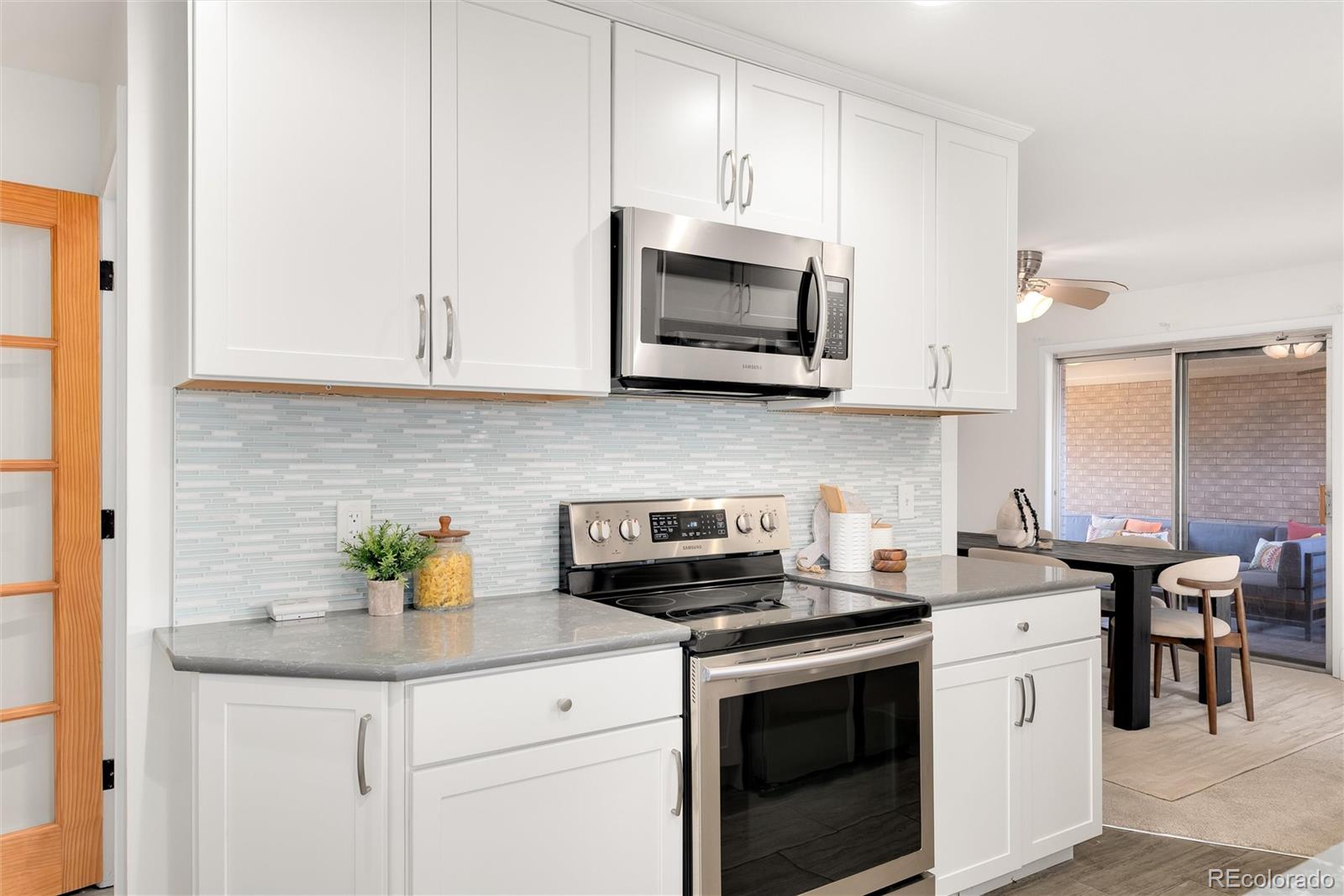 MLS Image #14 for 1522 s cherry street,denver, Colorado
