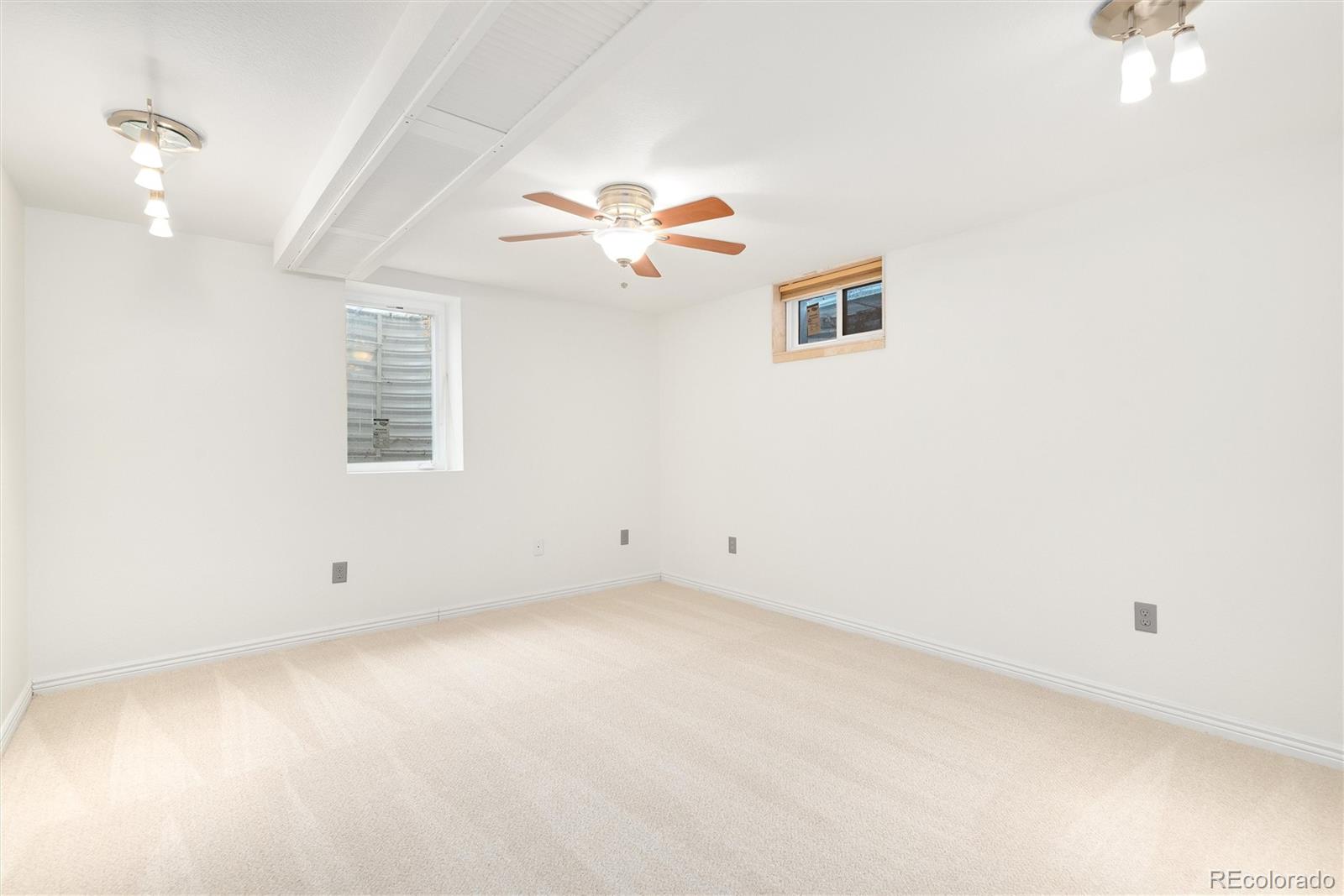 MLS Image #29 for 1522 s cherry street,denver, Colorado