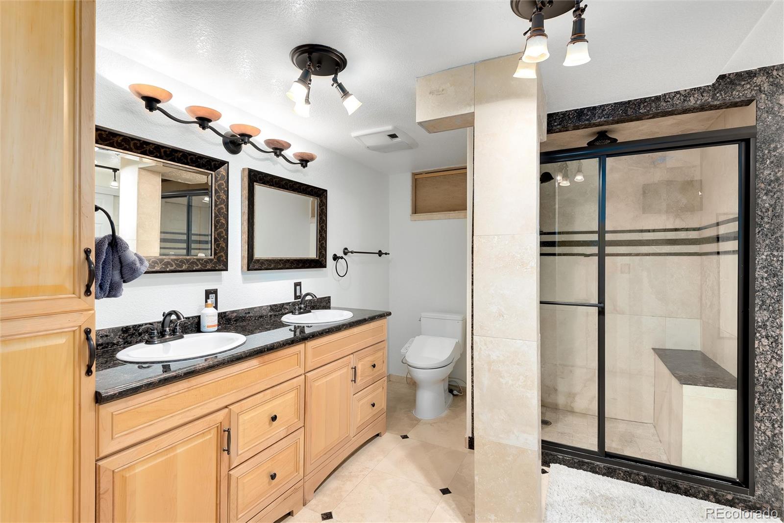 MLS Image #31 for 1522 s cherry street,denver, Colorado