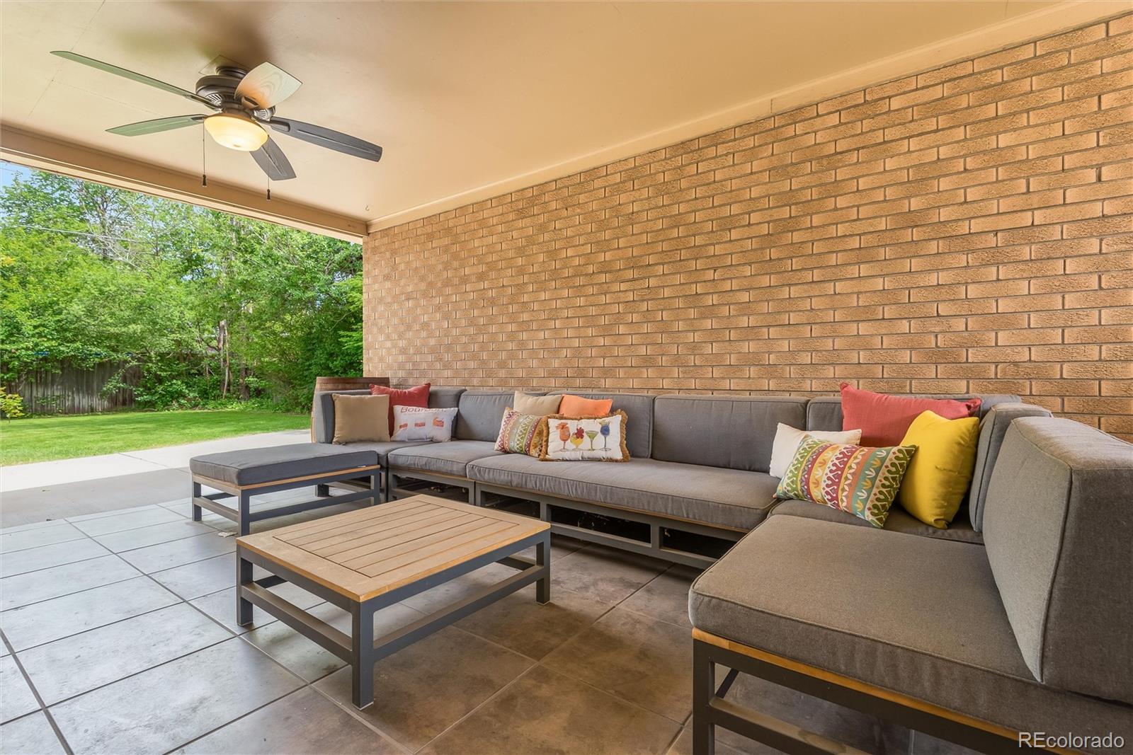 MLS Image #33 for 1522 s cherry street,denver, Colorado