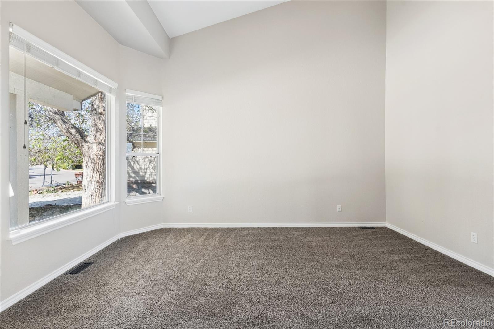 MLS Image #4 for 1577 s pitkin circle,aurora, Colorado