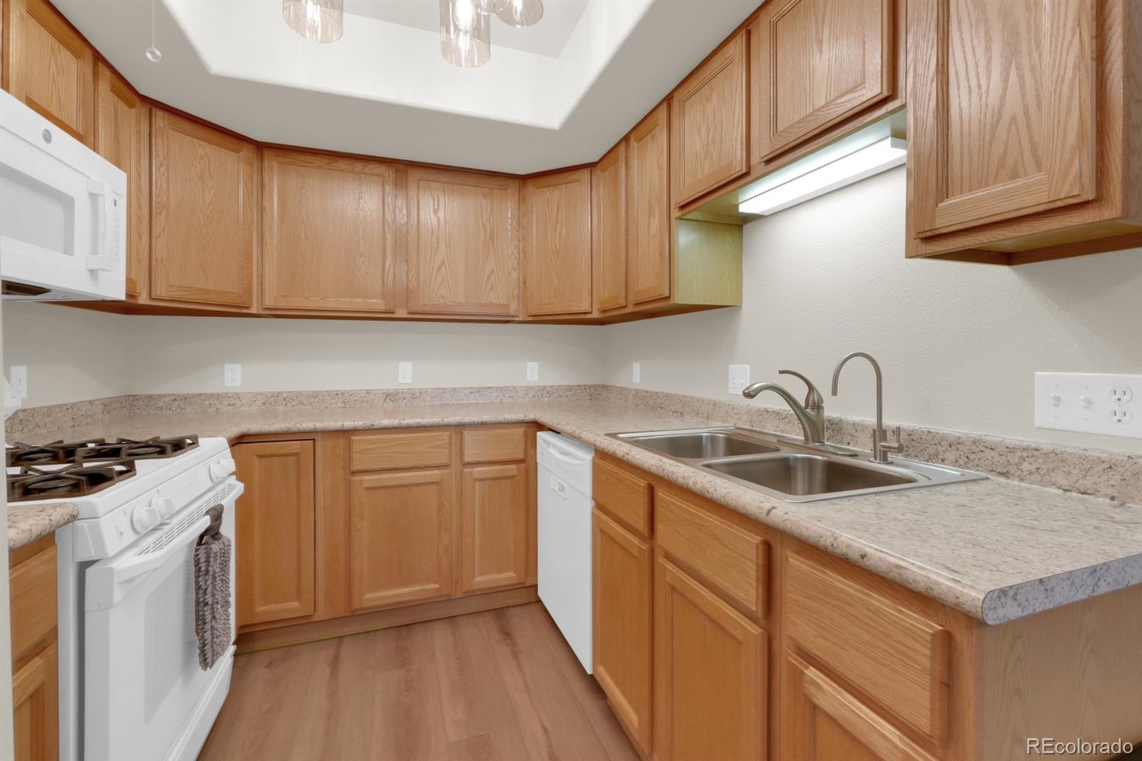 MLS Image #7 for 2530  hamlet lane,colorado springs, Colorado
