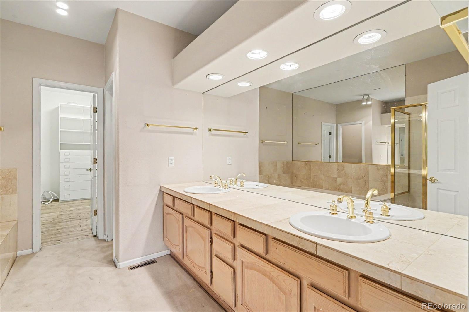 MLS Image #15 for 8231 s seabrook lane,littleton, Colorado