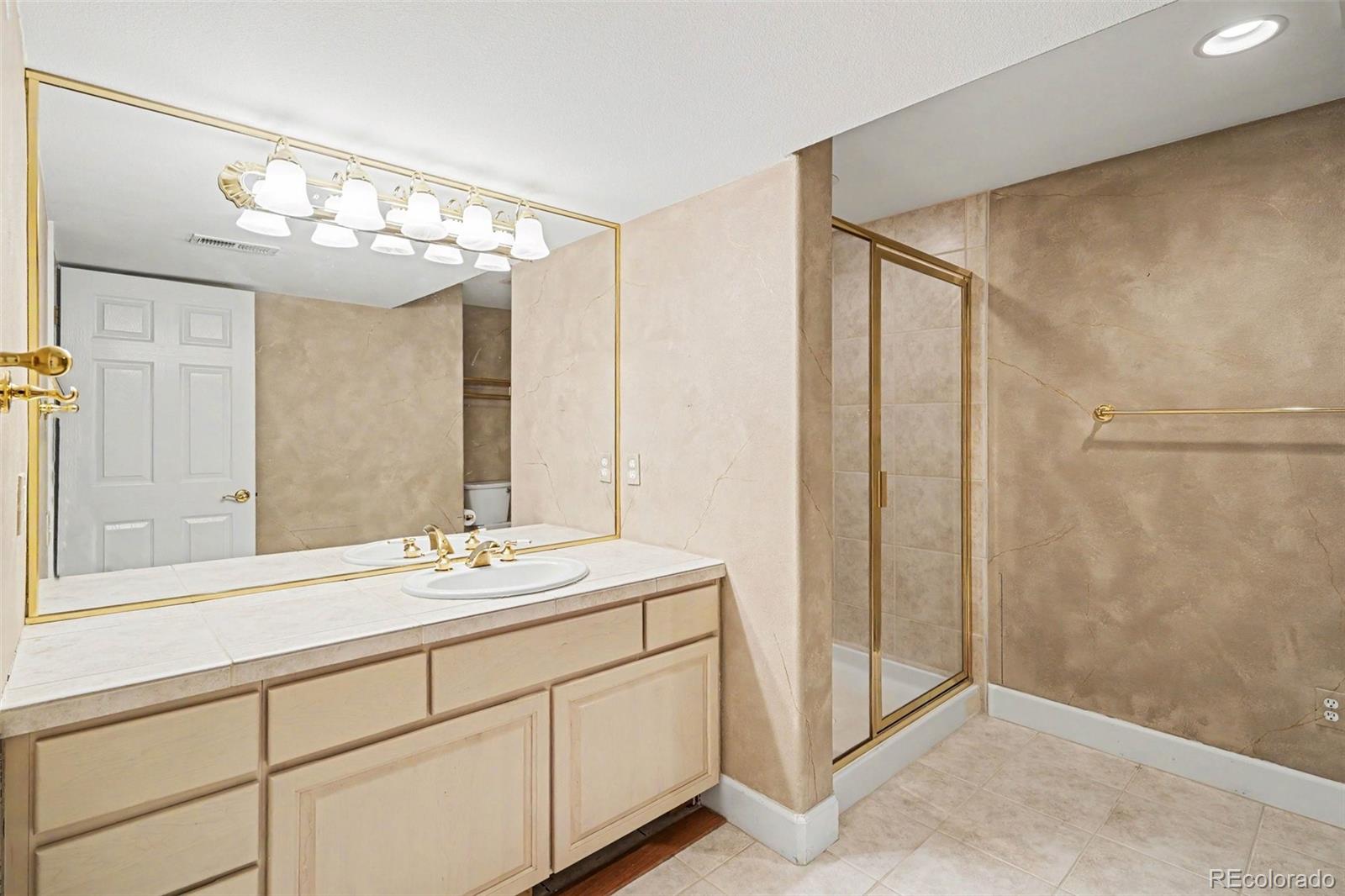 MLS Image #26 for 8231 s seabrook lane,littleton, Colorado