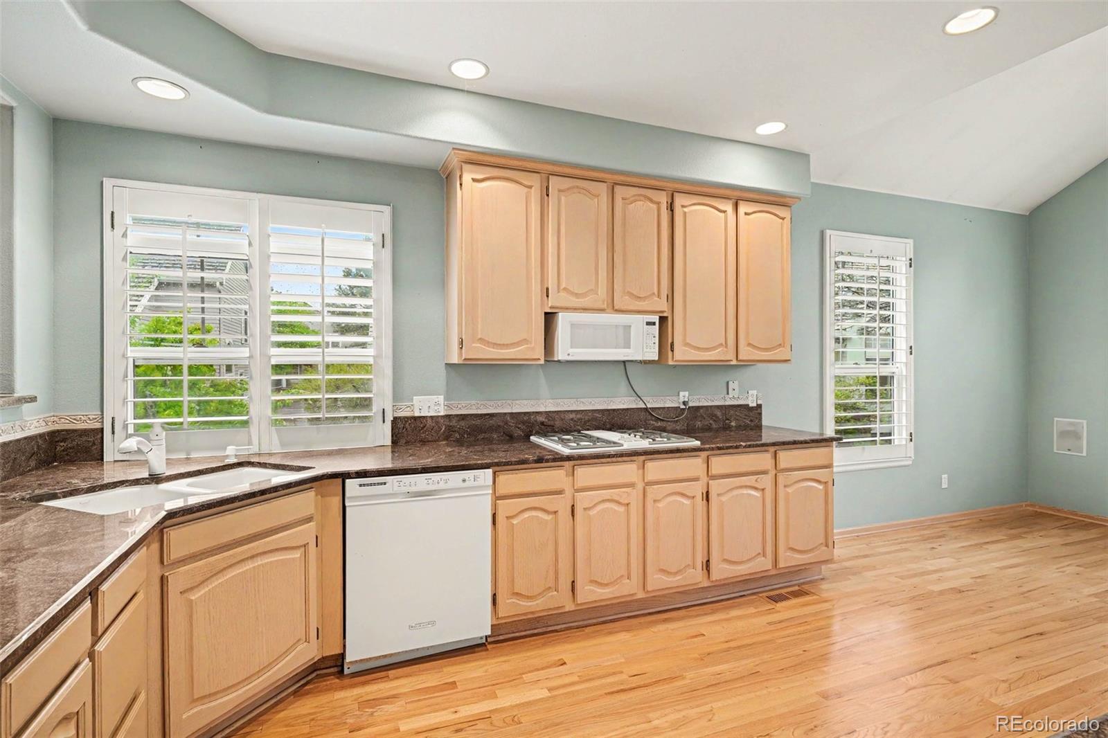 MLS Image #7 for 8231 s seabrook lane,littleton, Colorado