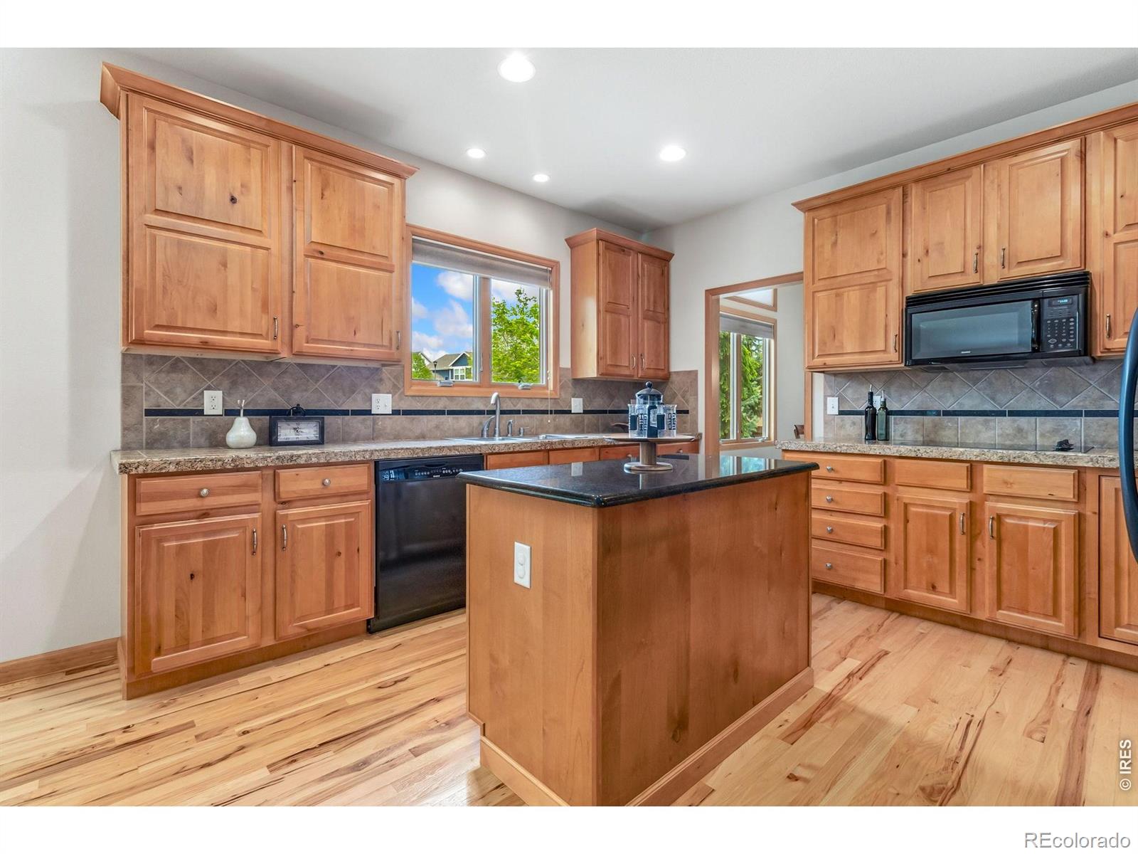 MLS Image #11 for 5703  falling water drive,fort collins, Colorado
