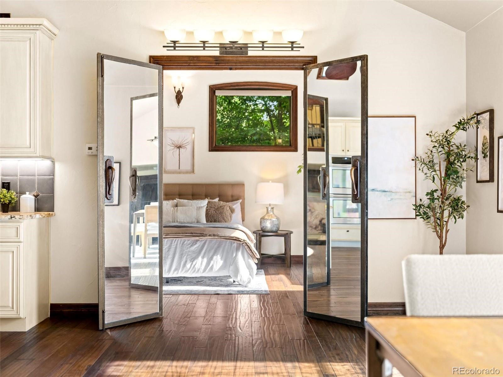 MLS Image #21 for 2250  stuart street,denver, Colorado