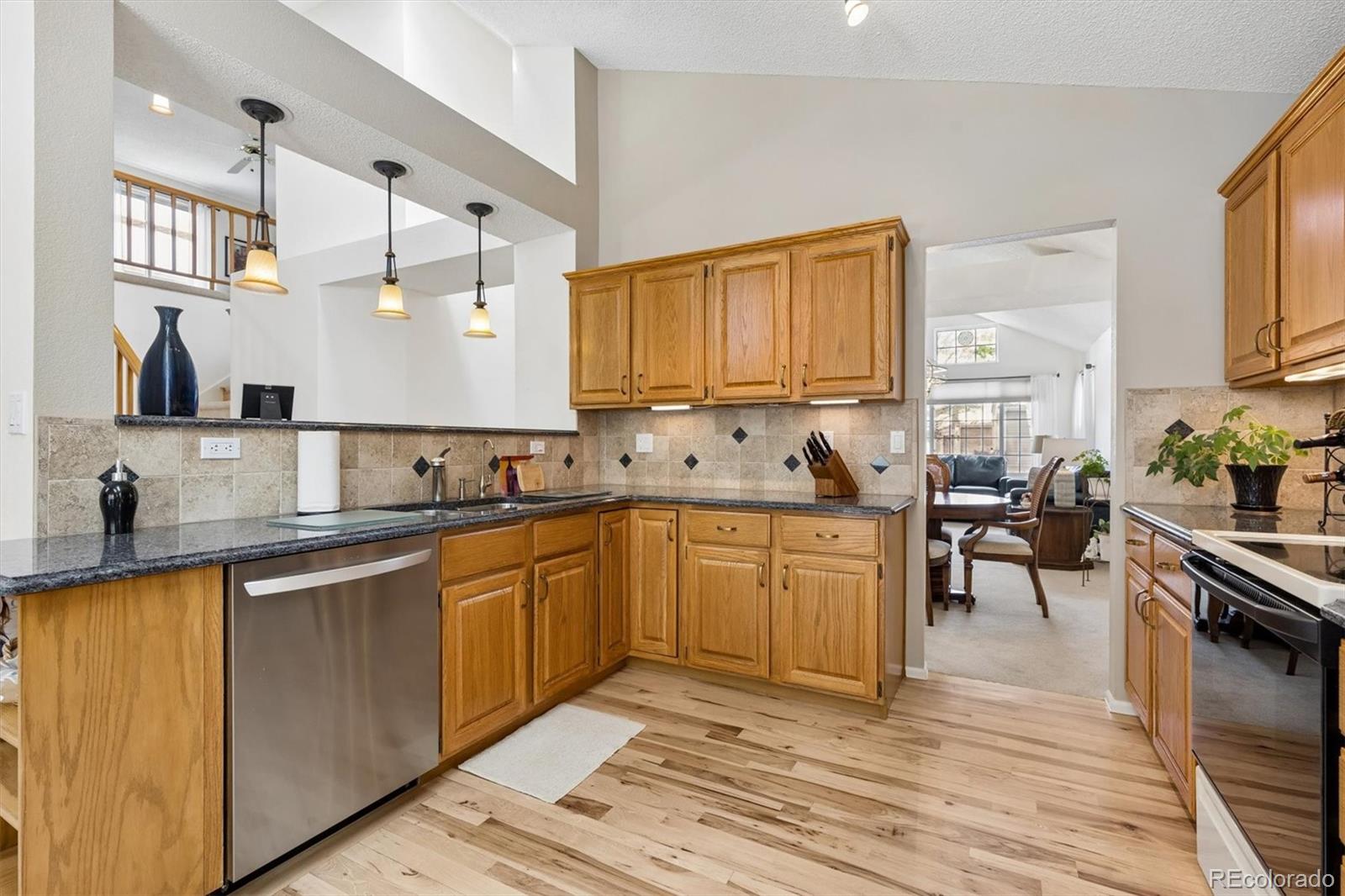MLS Image #14 for 6240 s vivian street,littleton, Colorado