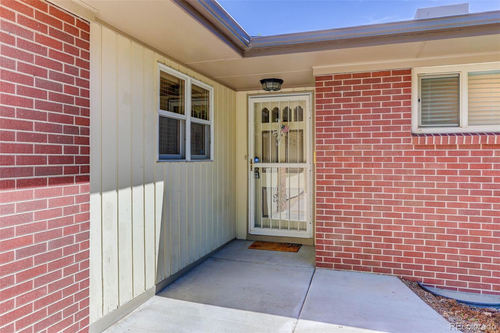 MLS Image #2 for 657 s pontiac way,denver, Colorado
