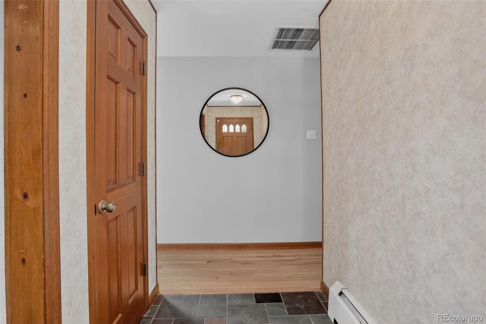 MLS Image #3 for 657 s pontiac way,denver, Colorado