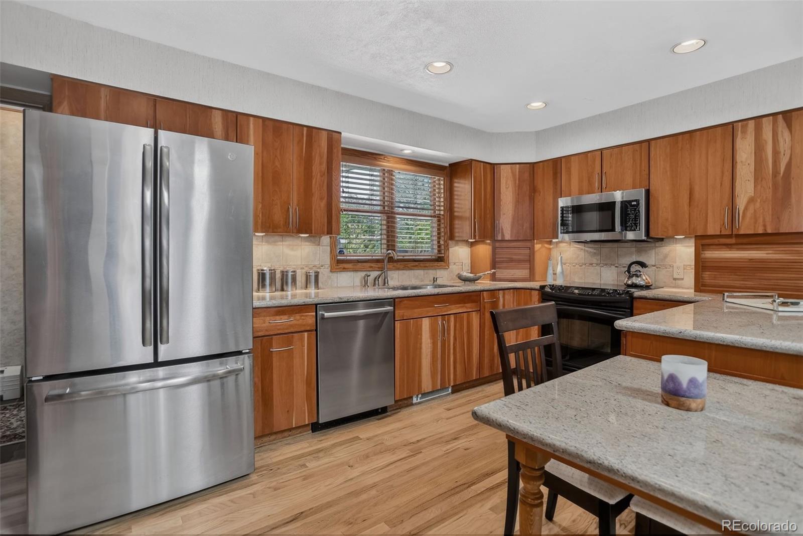 MLS Image #5 for 657 s pontiac way,denver, Colorado