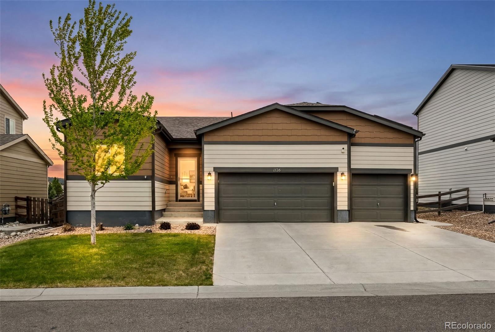 MLS Image #3 for 1124  sherman drive,dacono, Colorado
