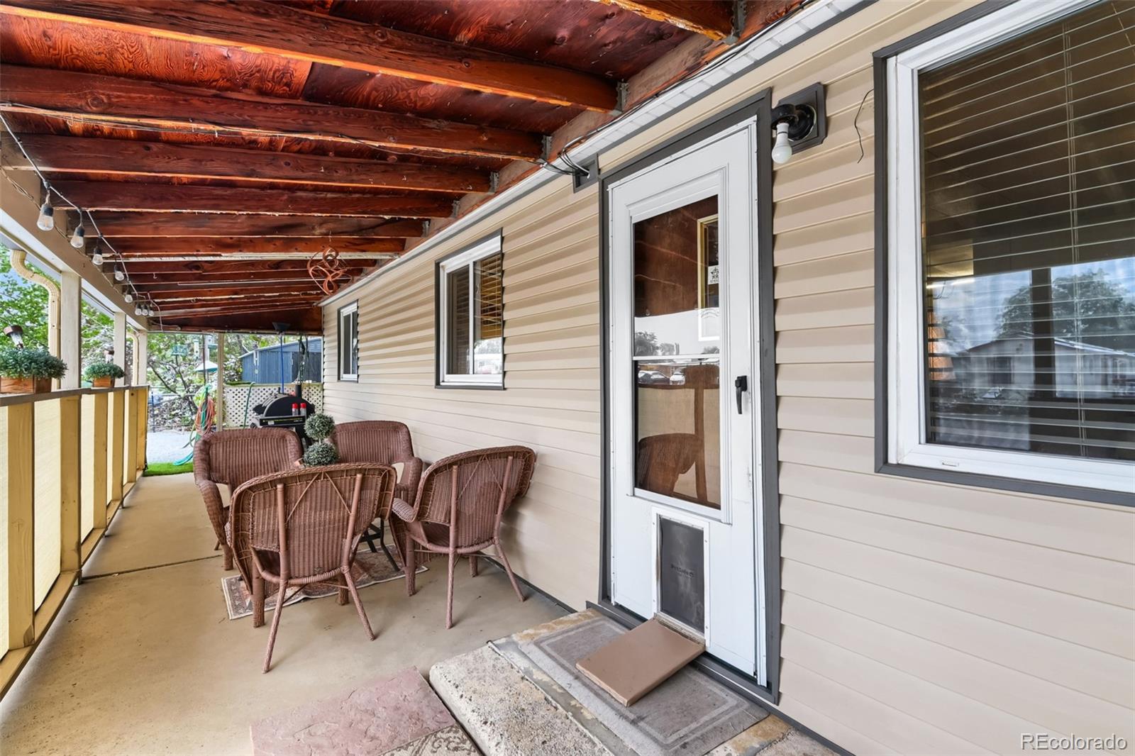 MLS Image #3 for 329  glen creighton drive,dacono, Colorado