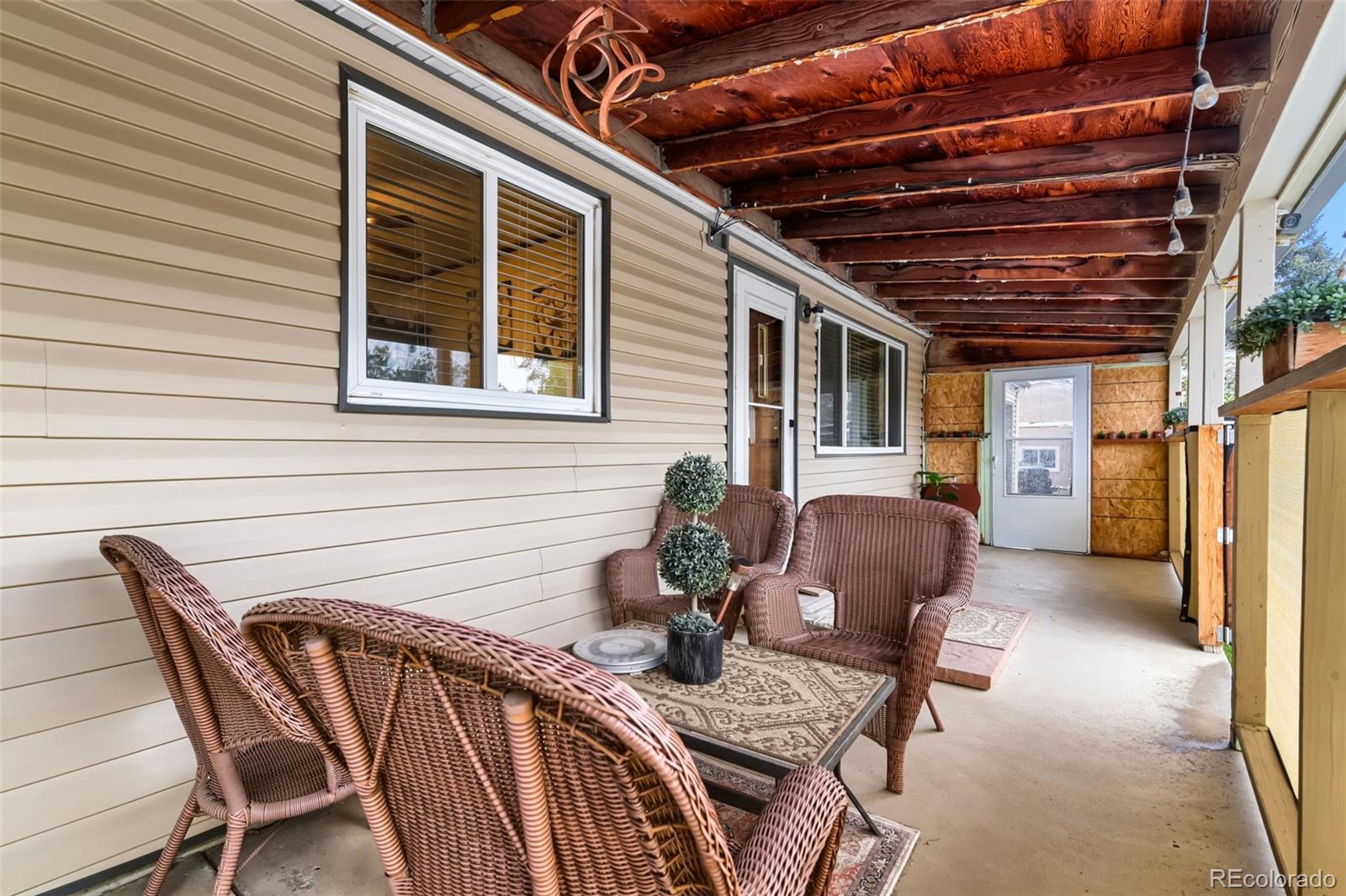 MLS Image #5 for 329  glen creighton drive,dacono, Colorado
