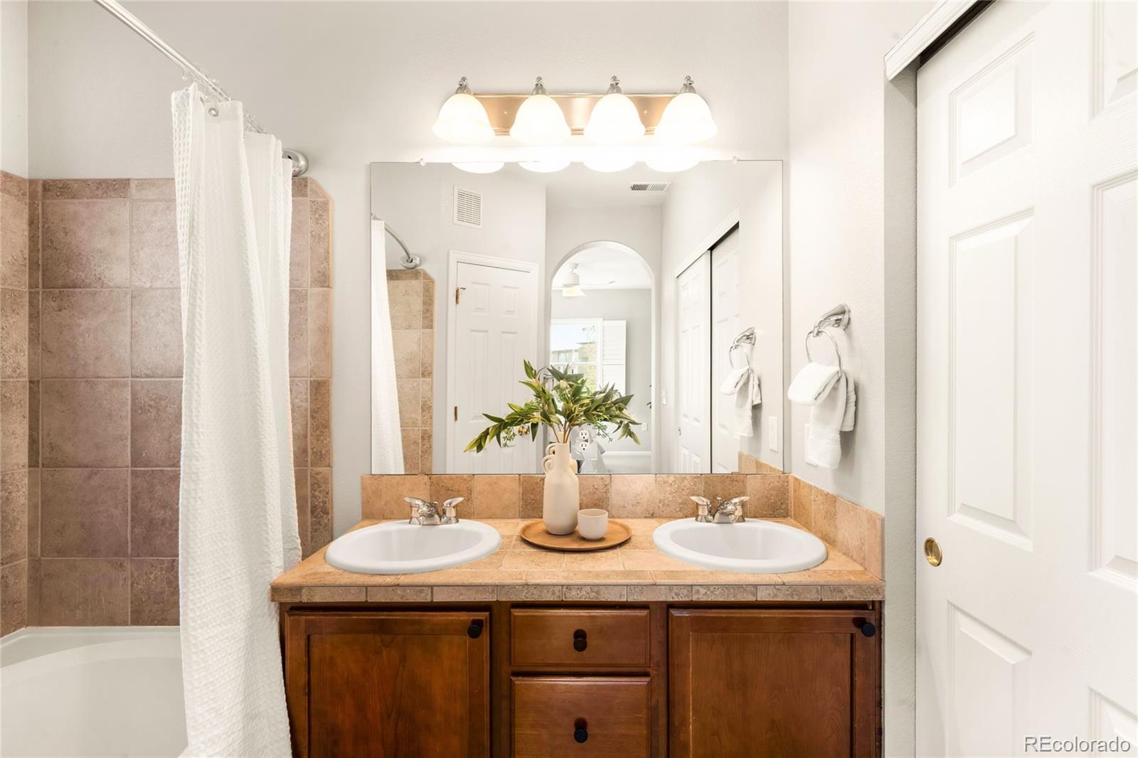 MLS Image #14 for 2388  xanthia way,denver, Colorado