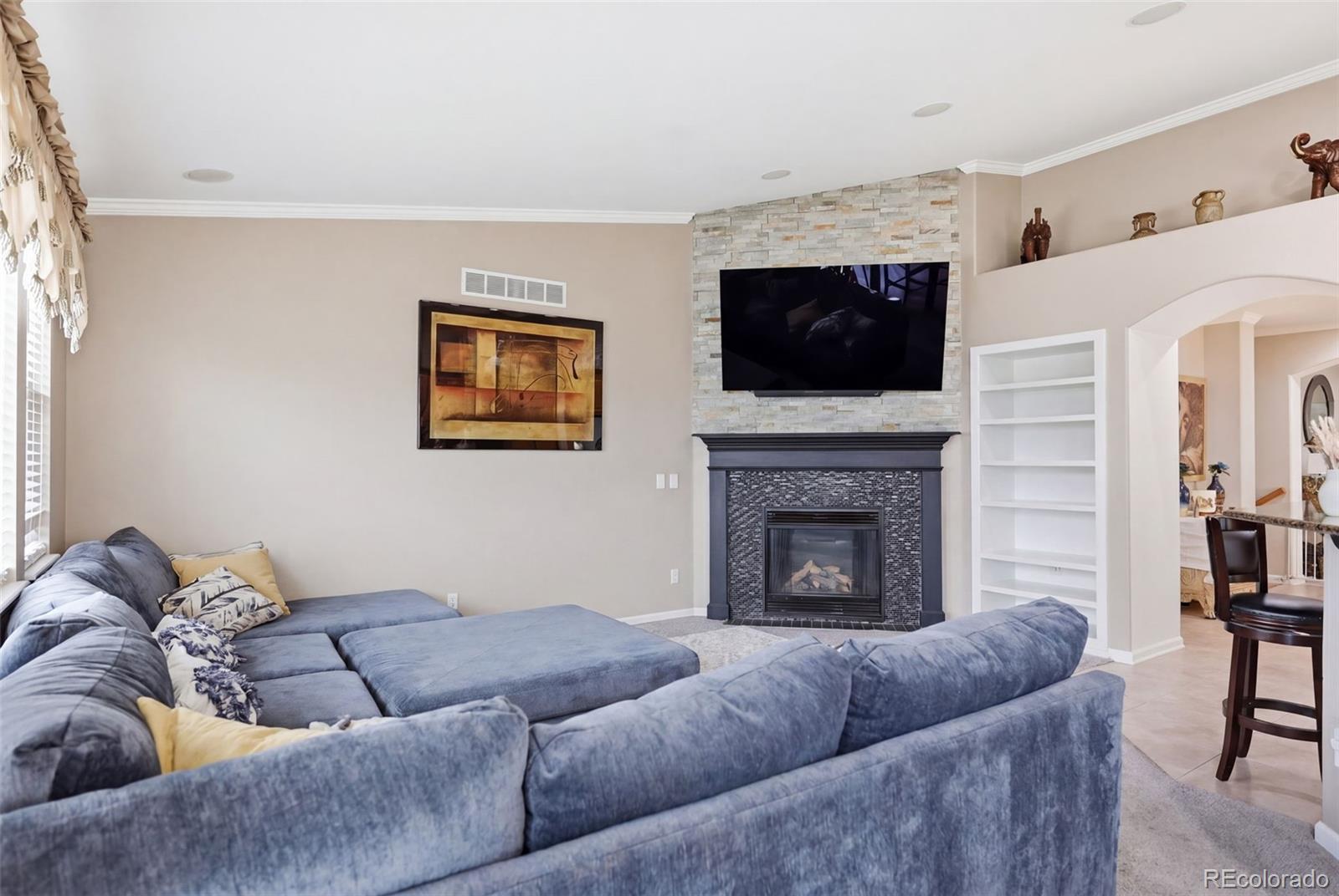 MLS Image #3 for 3198 s nepal way,aurora, Colorado