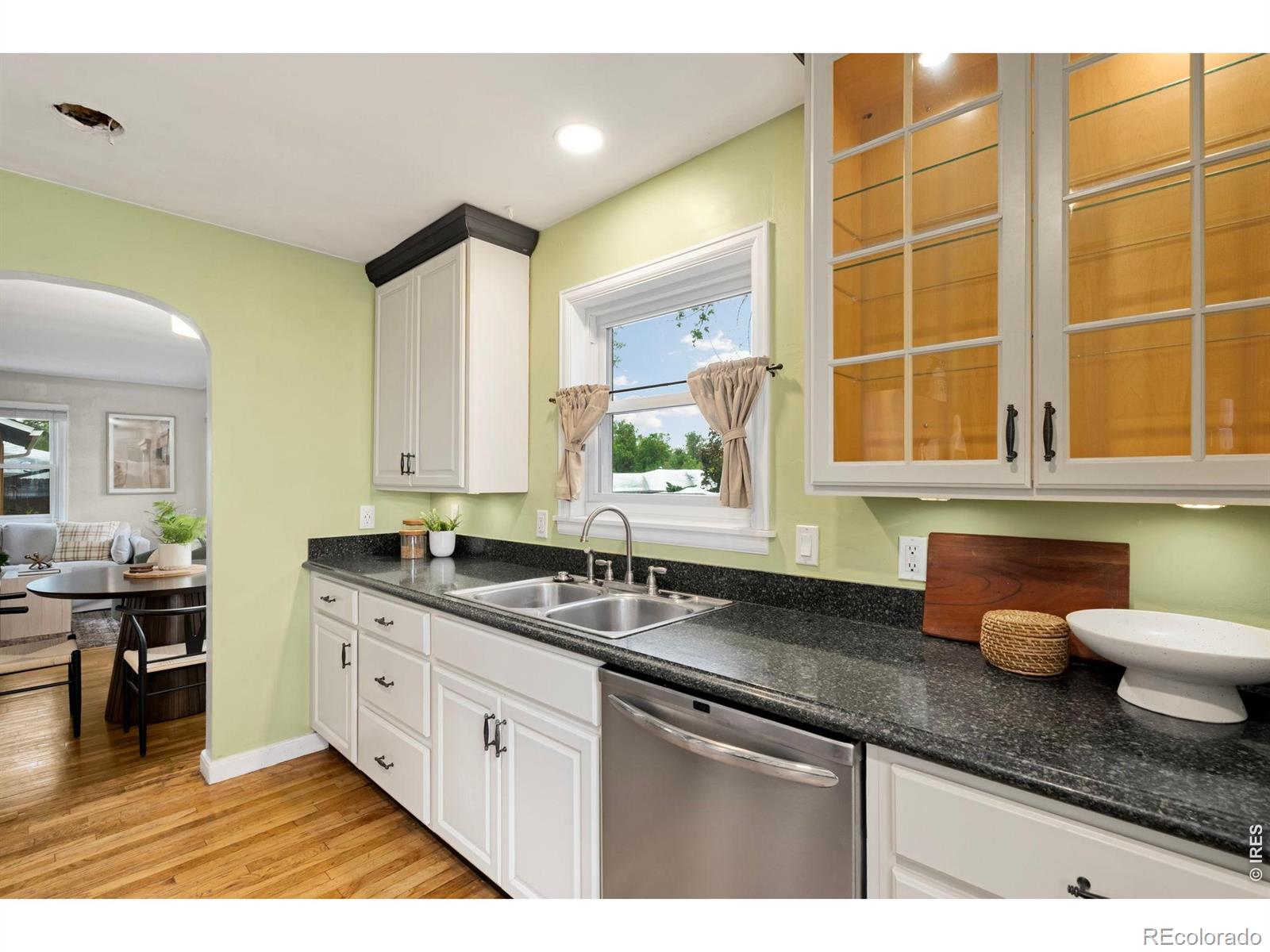 MLS Image #4 for 516  parker street,fort collins, Colorado