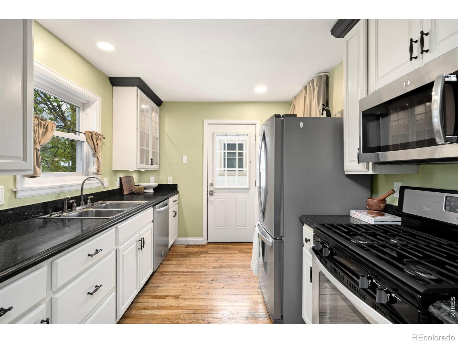 MLS Image #5 for 516  parker street,fort collins, Colorado