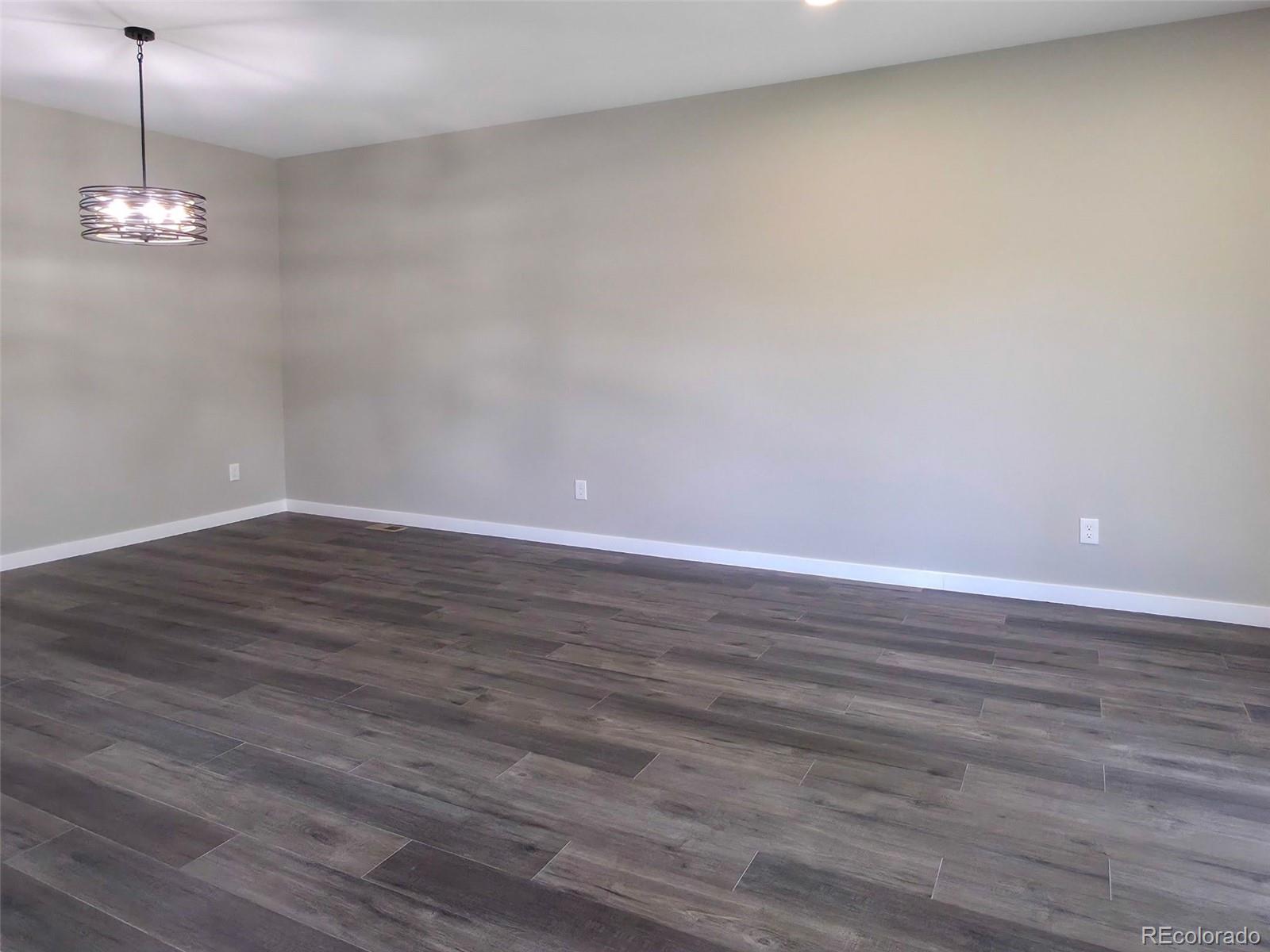 MLS Image #18 for 14606 e 26th place,aurora, Colorado