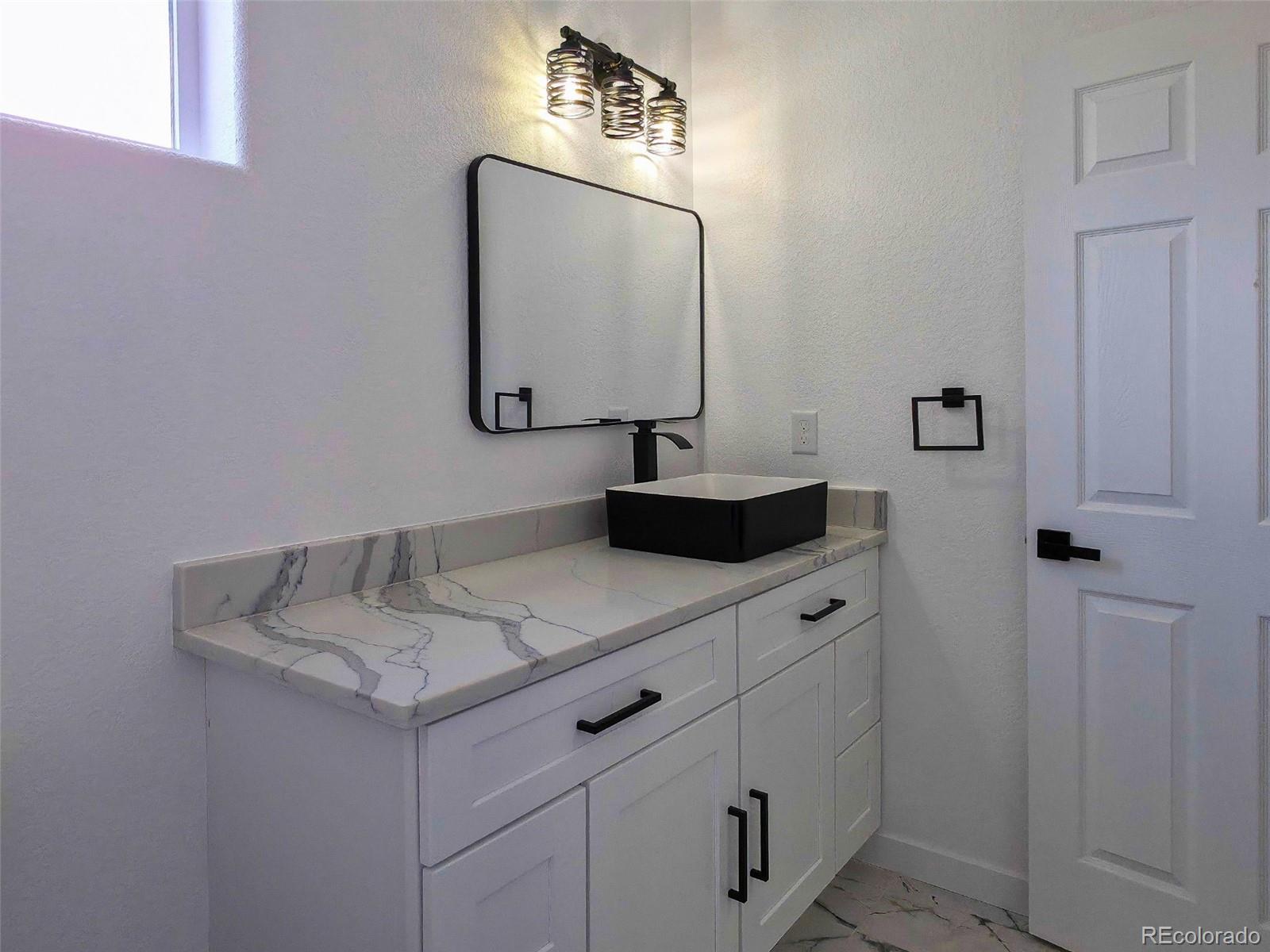 MLS Image #7 for 14606 e 26th place,aurora, Colorado