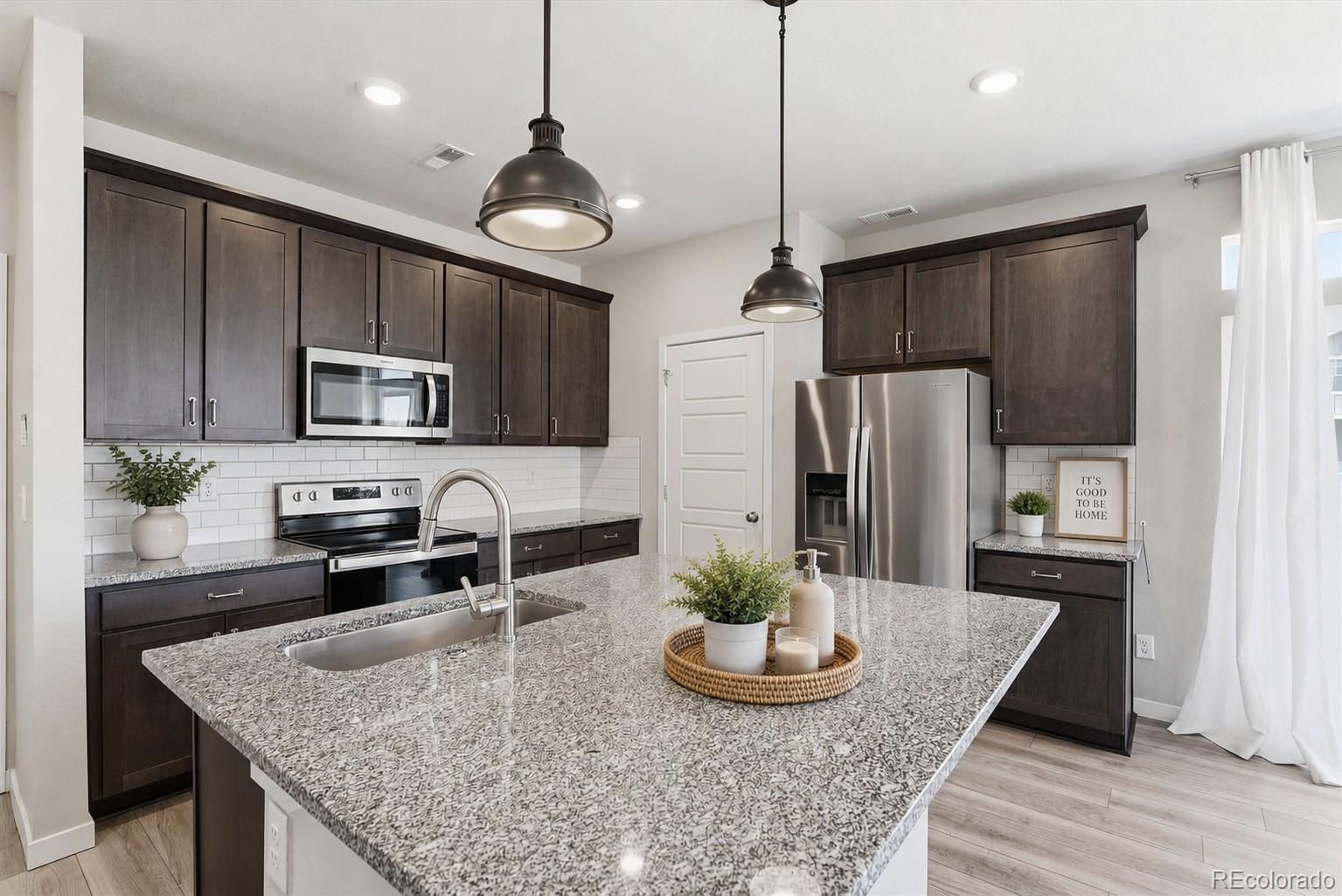 MLS Image #12 for 18062 e 103rd avenue,commerce city, Colorado