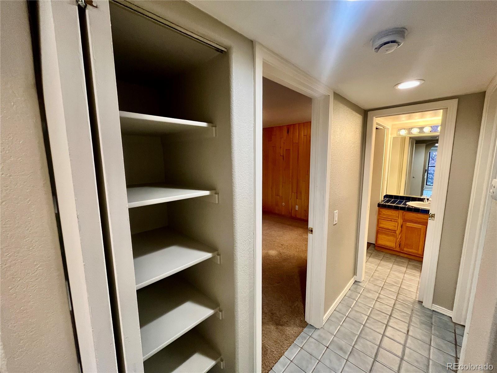 MLS Image #16 for 9797 e peakview avenue,englewood, Colorado