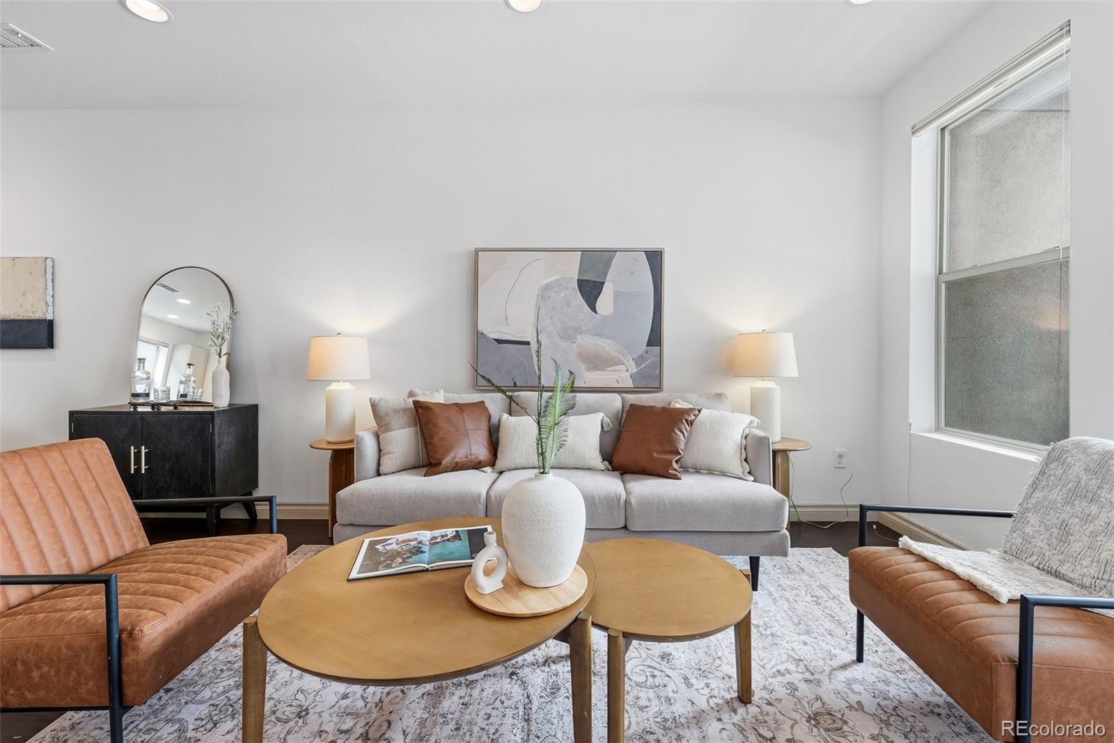 MLS Image #13 for 1335  jackson street,denver, Colorado