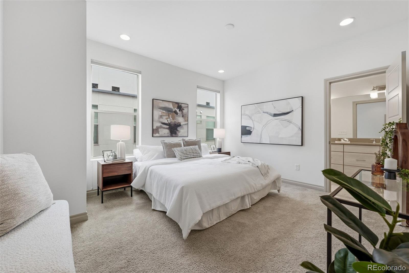 MLS Image #16 for 1335  jackson street,denver, Colorado