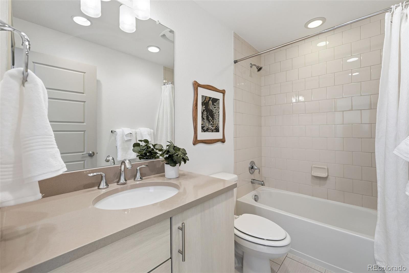 MLS Image #22 for 1335  jackson street,denver, Colorado
