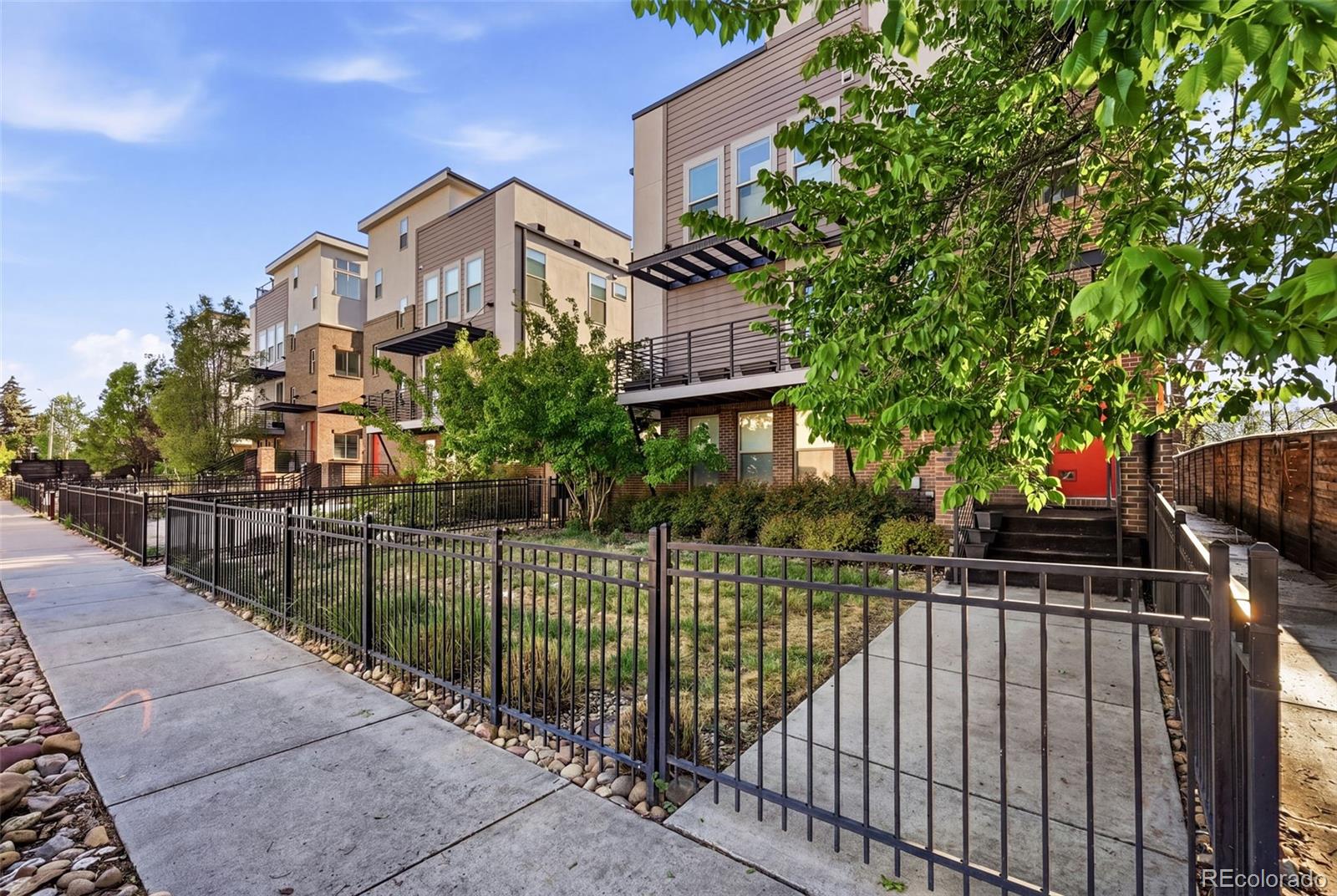 MLS Image #31 for 1335  jackson street,denver, Colorado