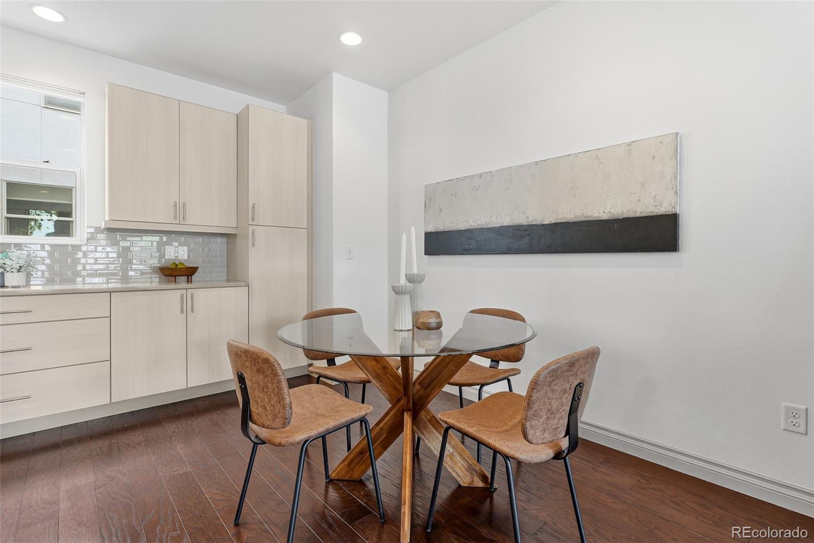 MLS Image #7 for 1335  jackson street,denver, Colorado