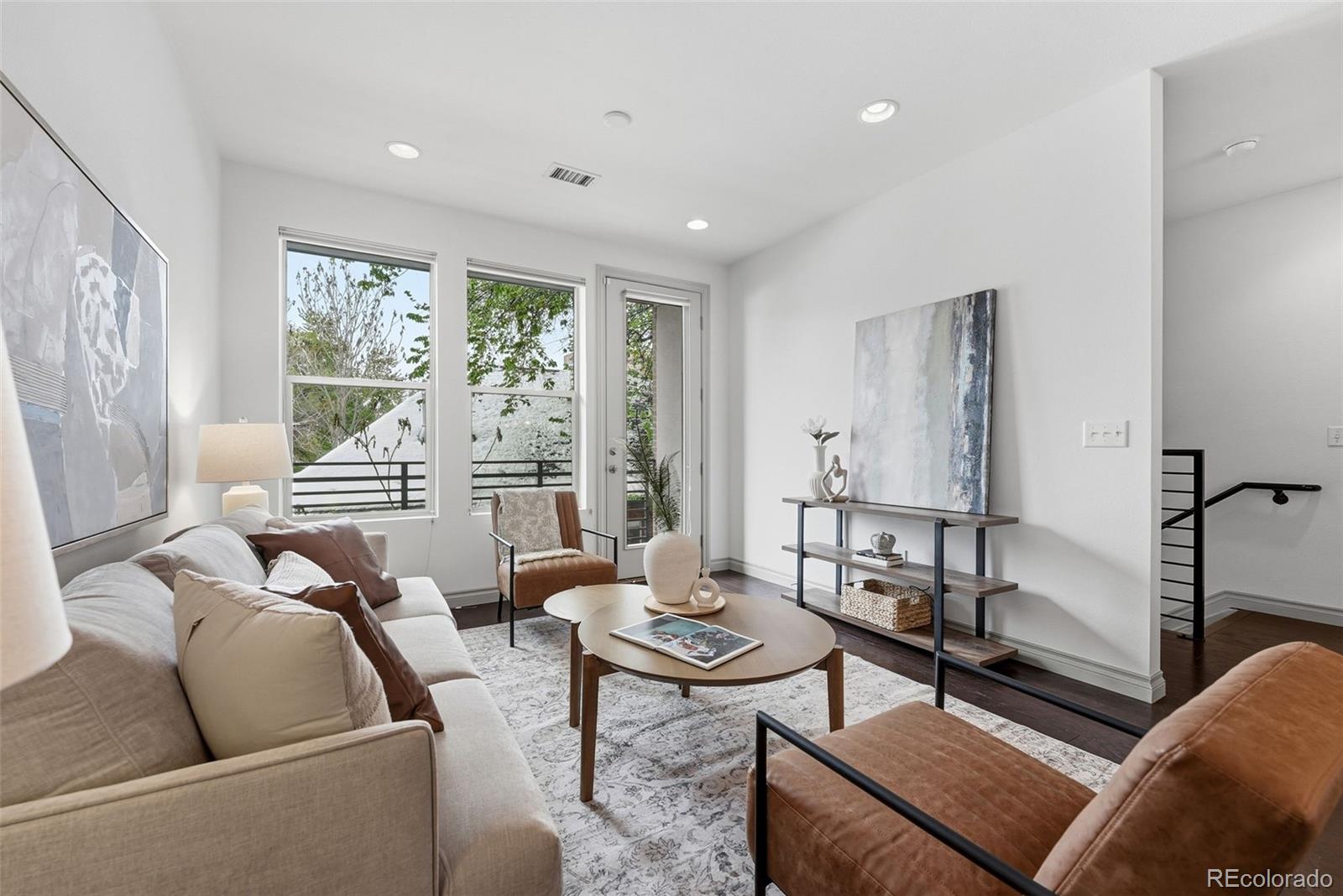 MLS Image #9 for 1335  jackson street,denver, Colorado