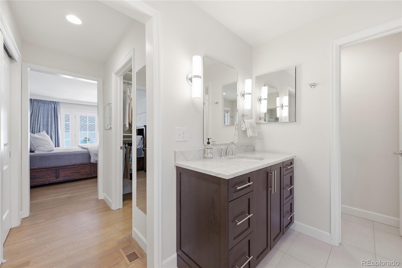 MLS Image #17 for 4675 s yosemite street,denver, Colorado
