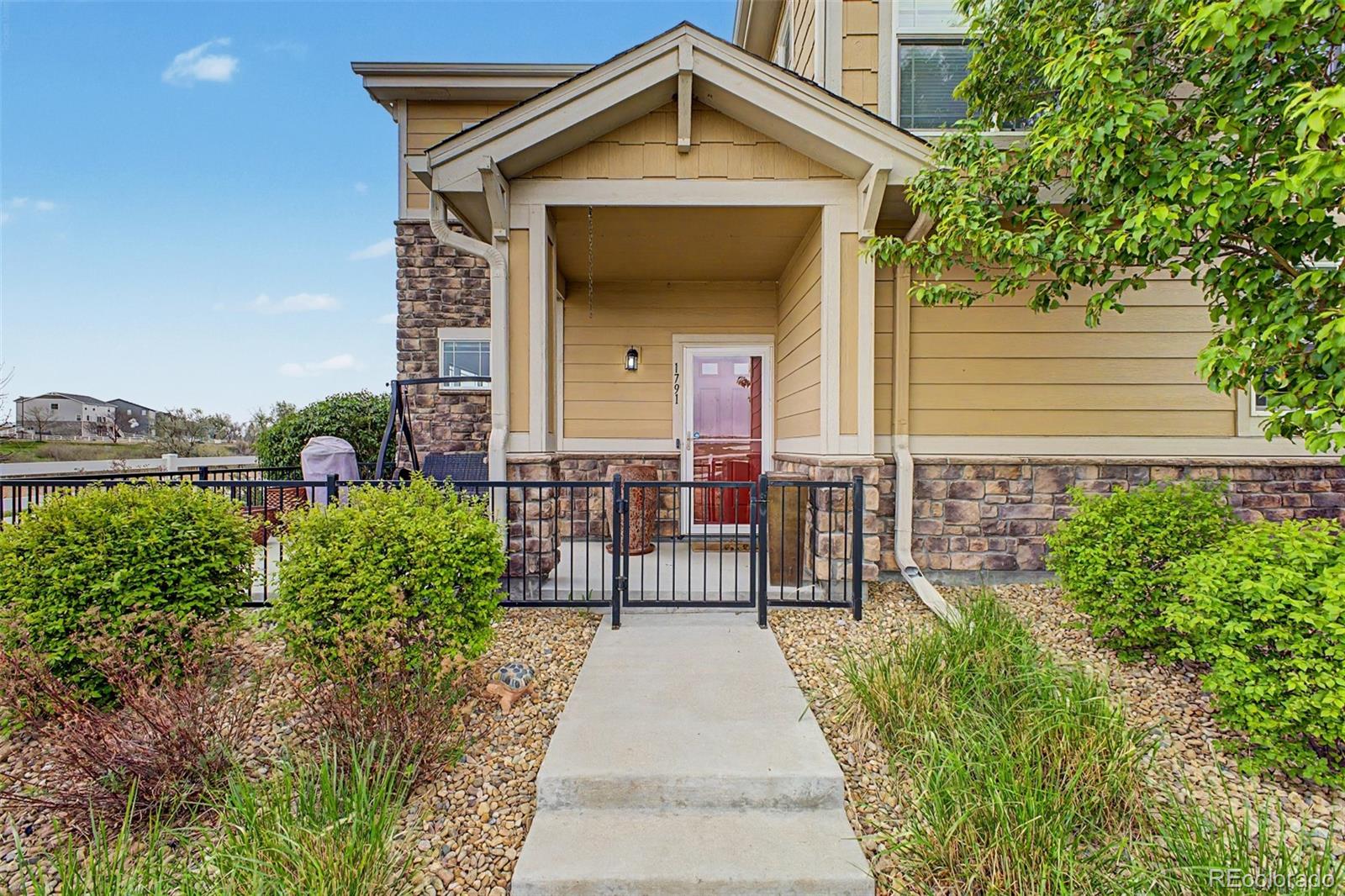 MLS Image #3 for 1791 s buchanan circle ,aurora, Colorado