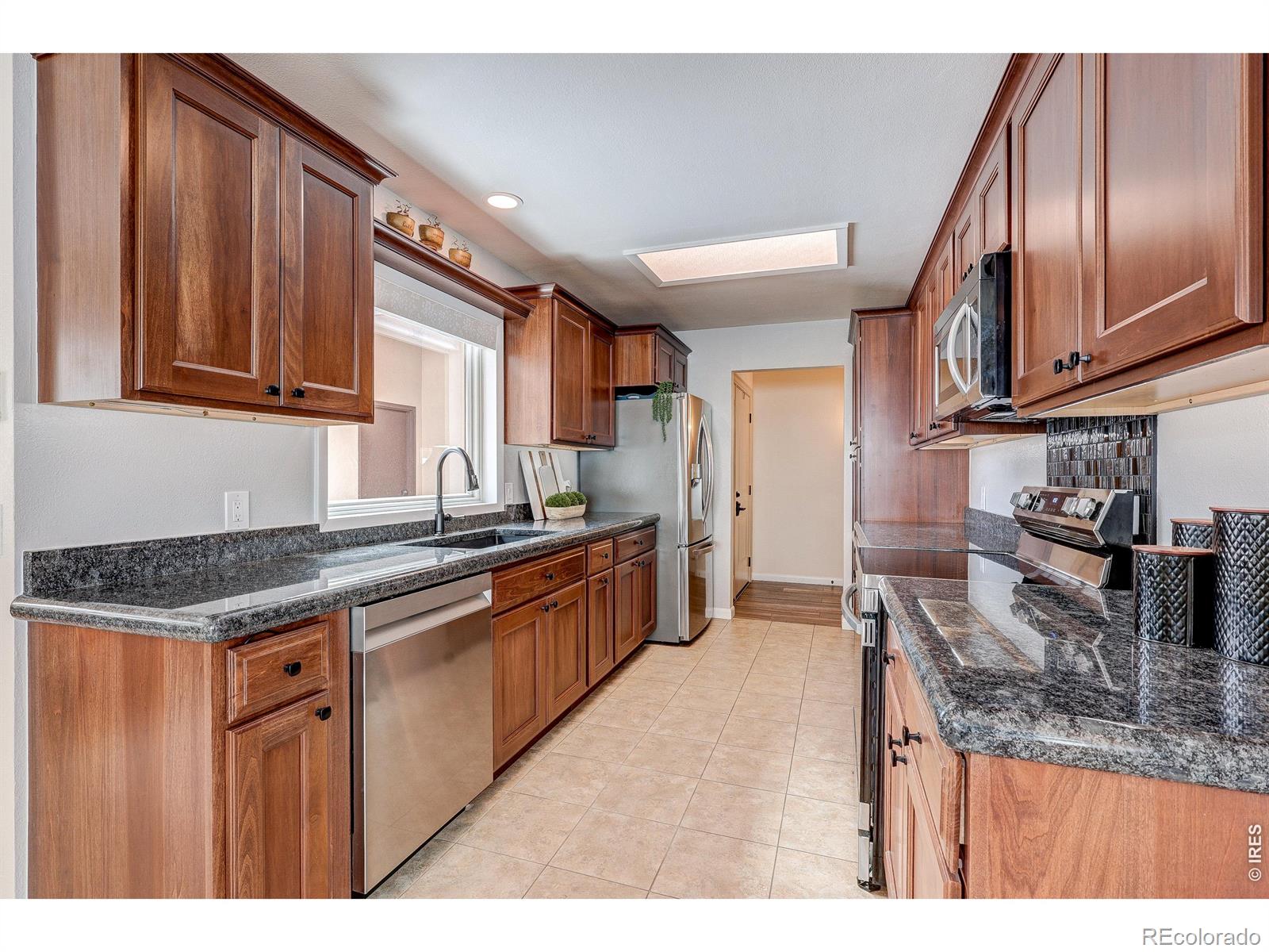 MLS Image #11 for 836  vista lane,estes park, Colorado