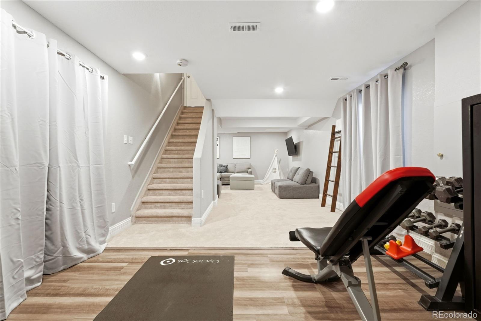 MLS Image #32 for 9663  falcon court,littleton, Colorado