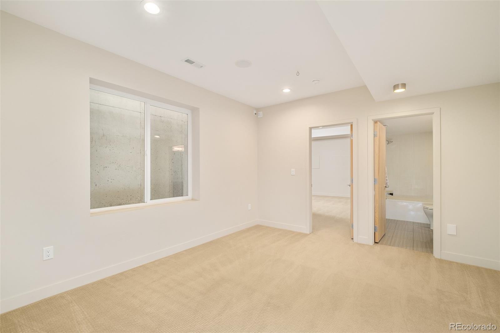 MLS Image #29 for 3328 n shoshone street,denver, Colorado
