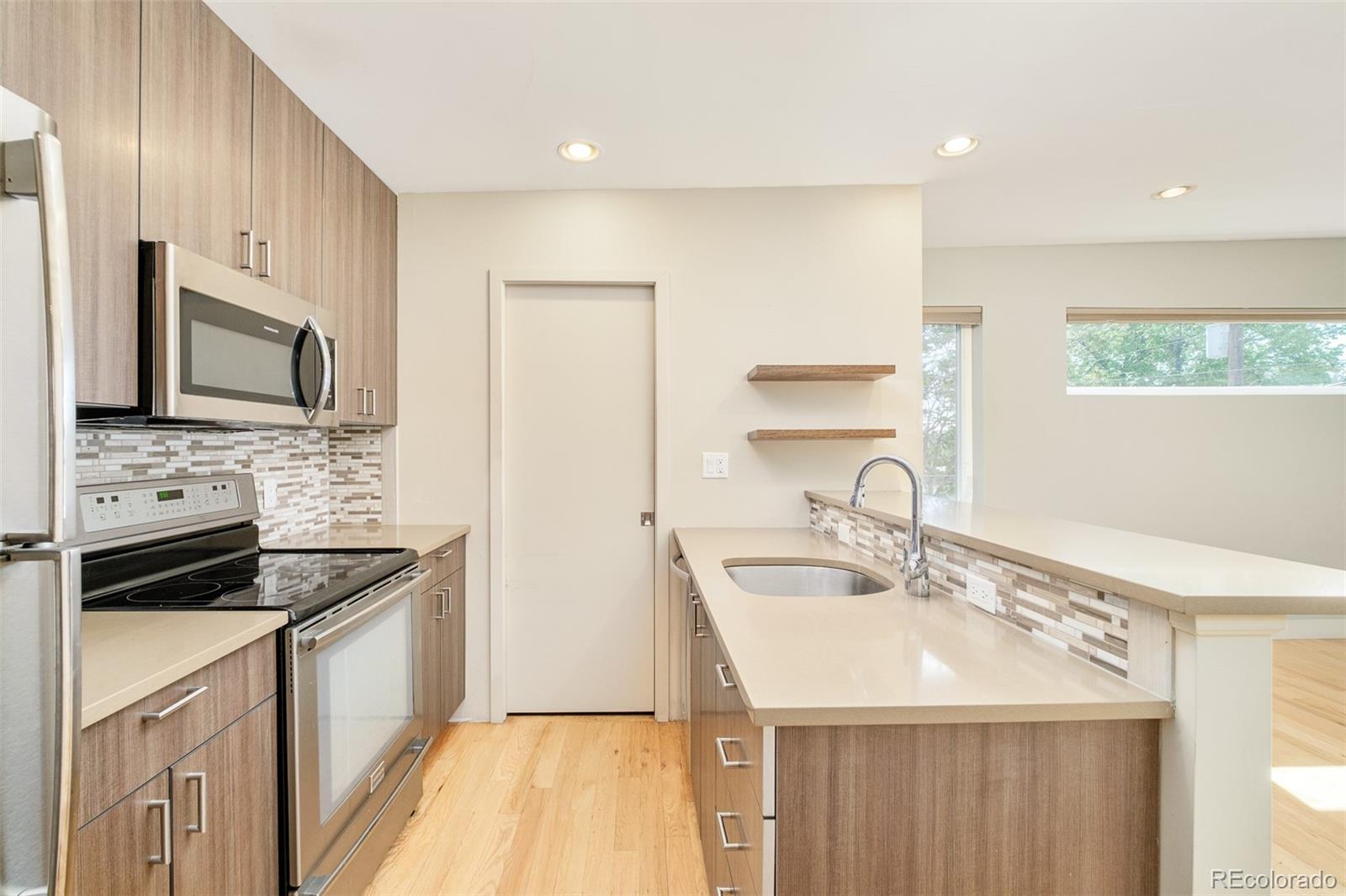 MLS Image #37 for 3328 n shoshone street,denver, Colorado