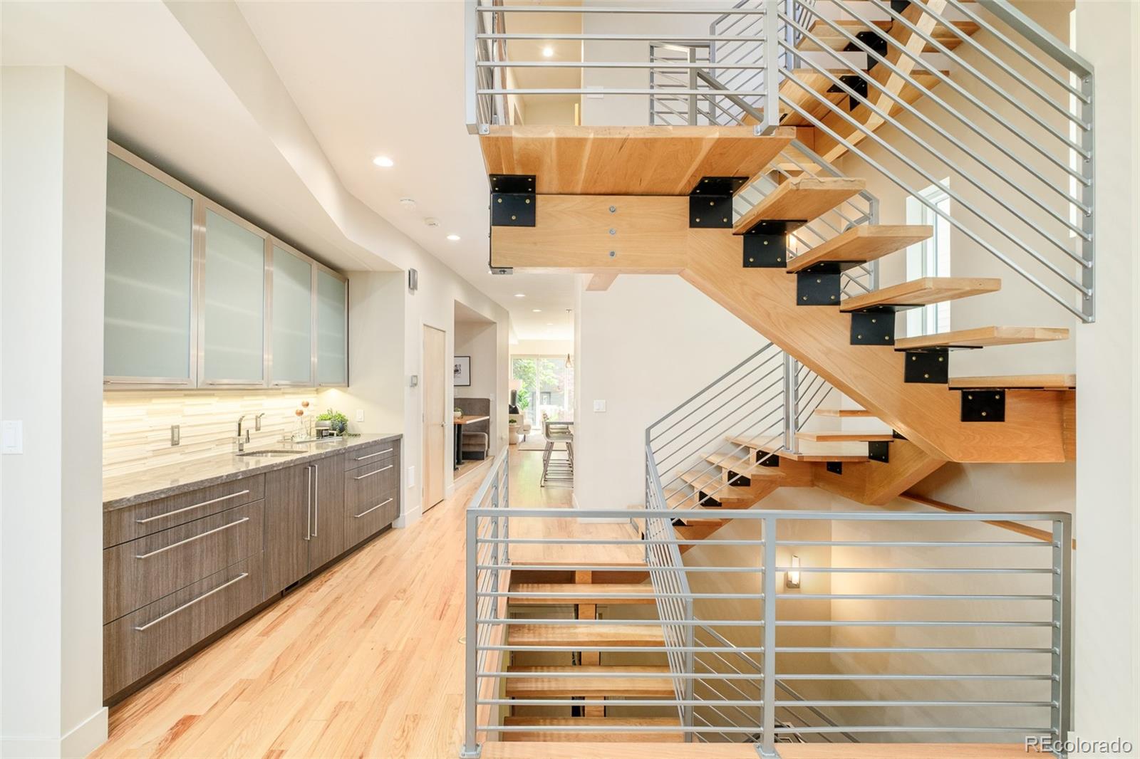 MLS Image #4 for 3328 n shoshone street,denver, Colorado