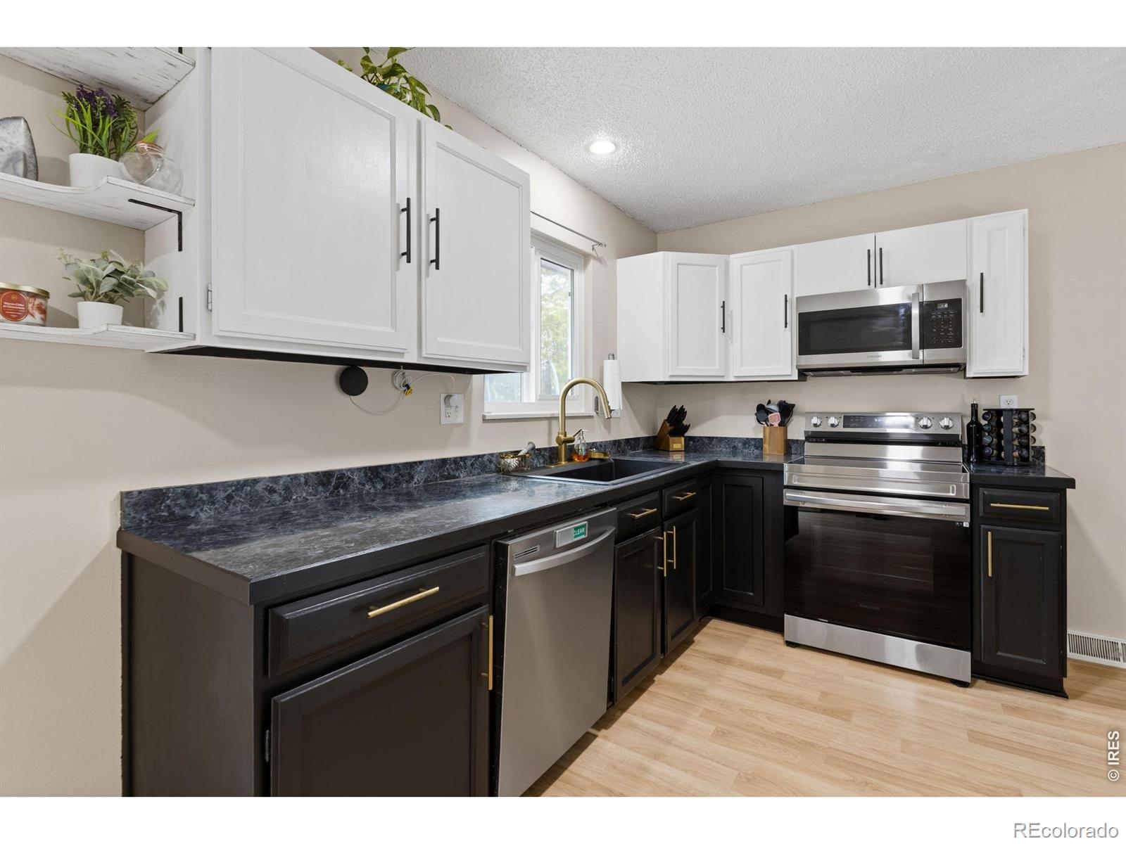 MLS Image #6 for 2816 w 27th street,greeley, Colorado