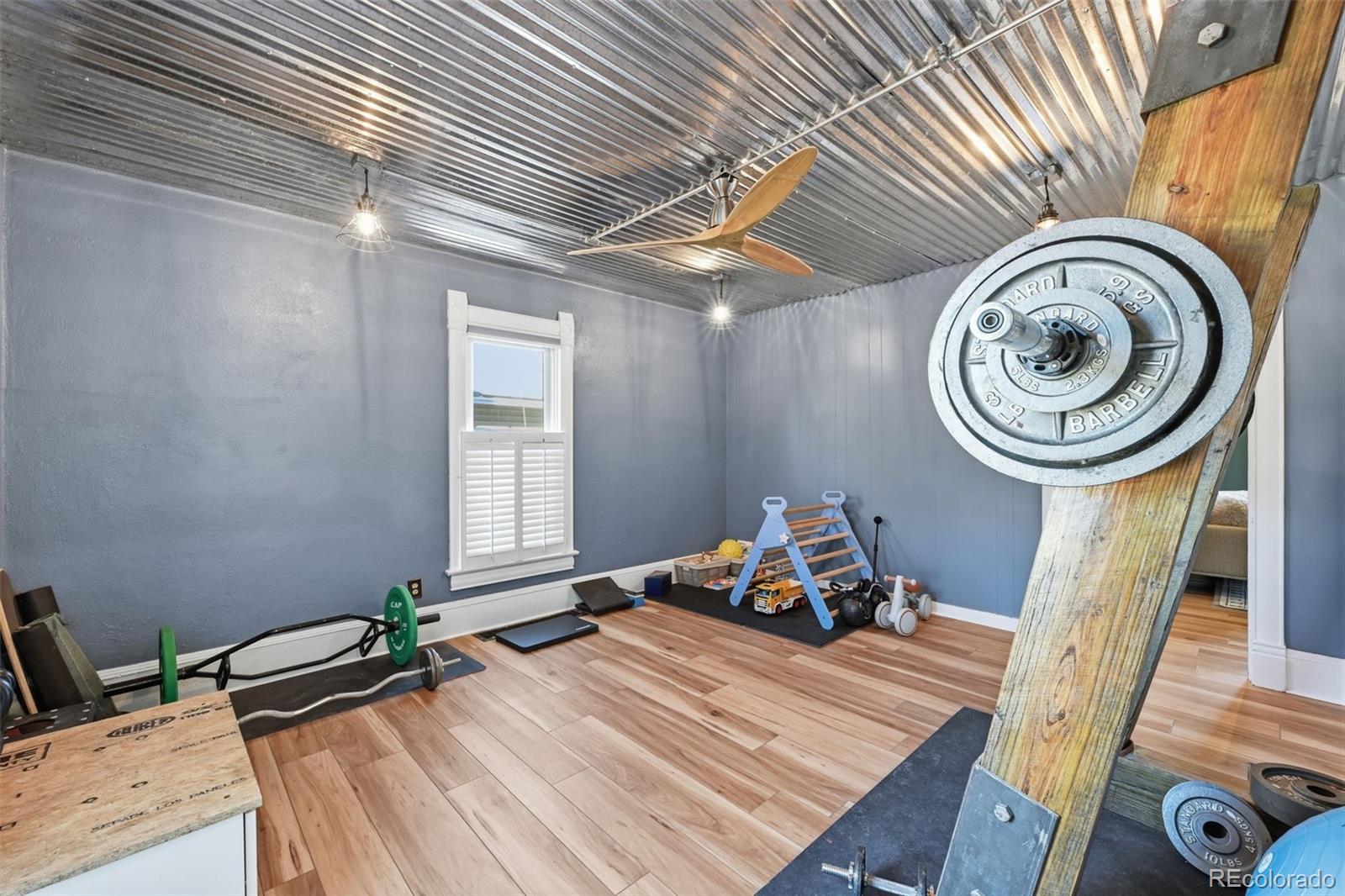 MLS Image #6 for 937 e costilla street,colorado springs, Colorado