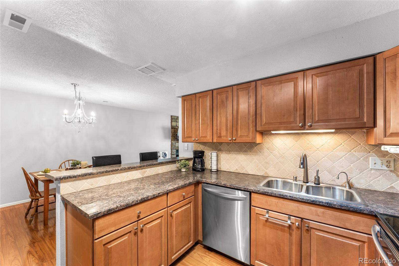 MLS Image #10 for 8417  everett way,arvada, Colorado