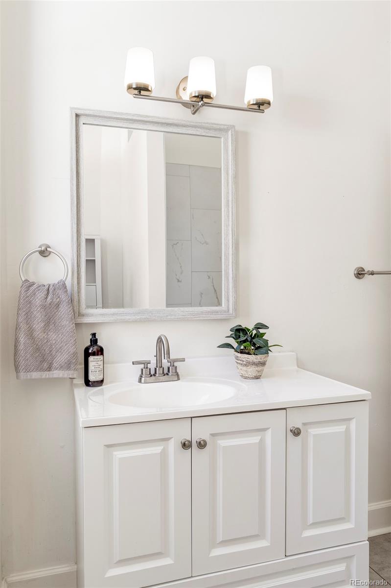 MLS Image #12 for 246 s emerson street,denver, Colorado