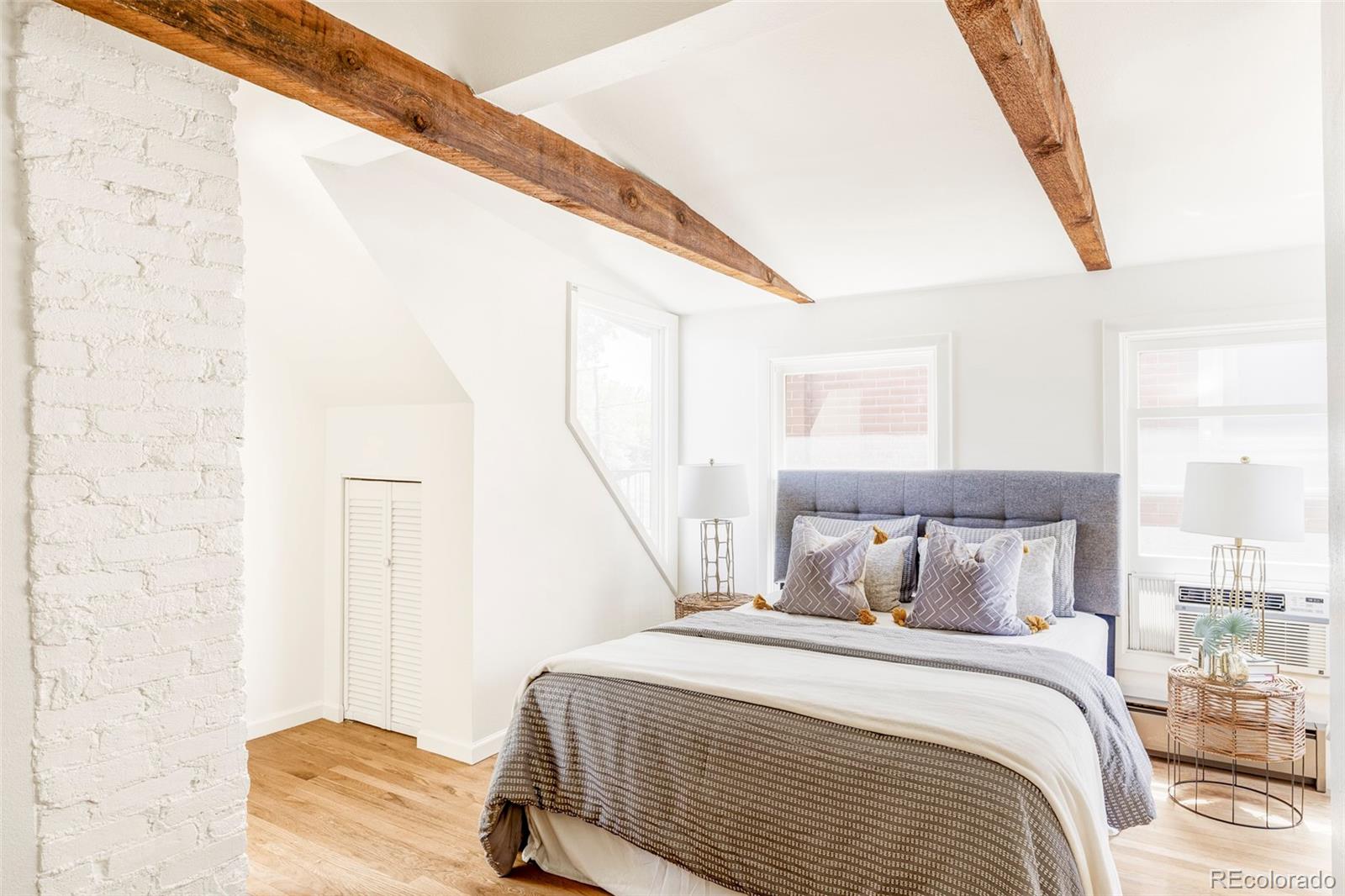 MLS Image #14 for 246 s emerson street,denver, Colorado