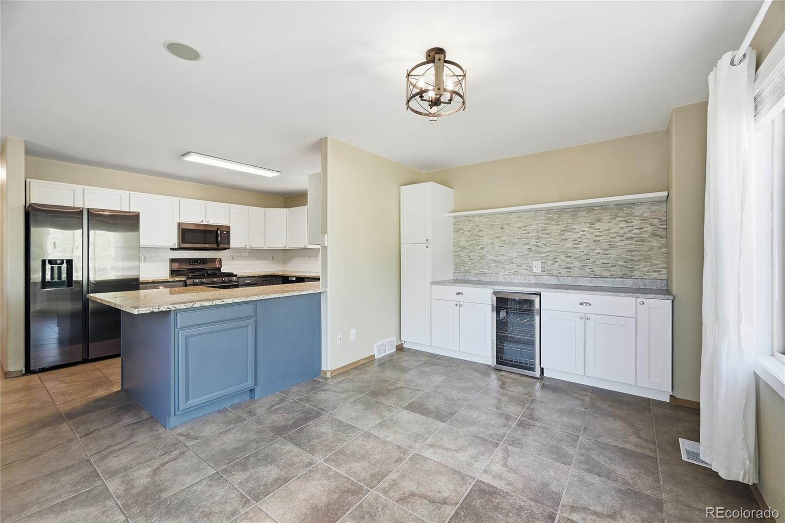 MLS Image #9 for 3944  willowood avenue,loveland, Colorado