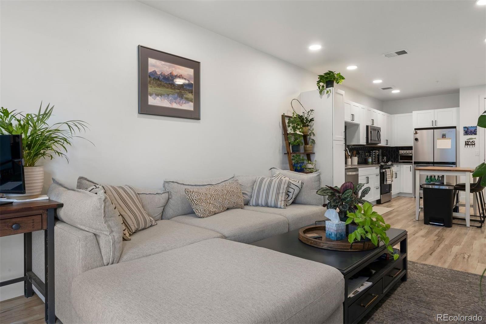 MLS Image #12 for 2851 w 52nd avenue,denver, Colorado